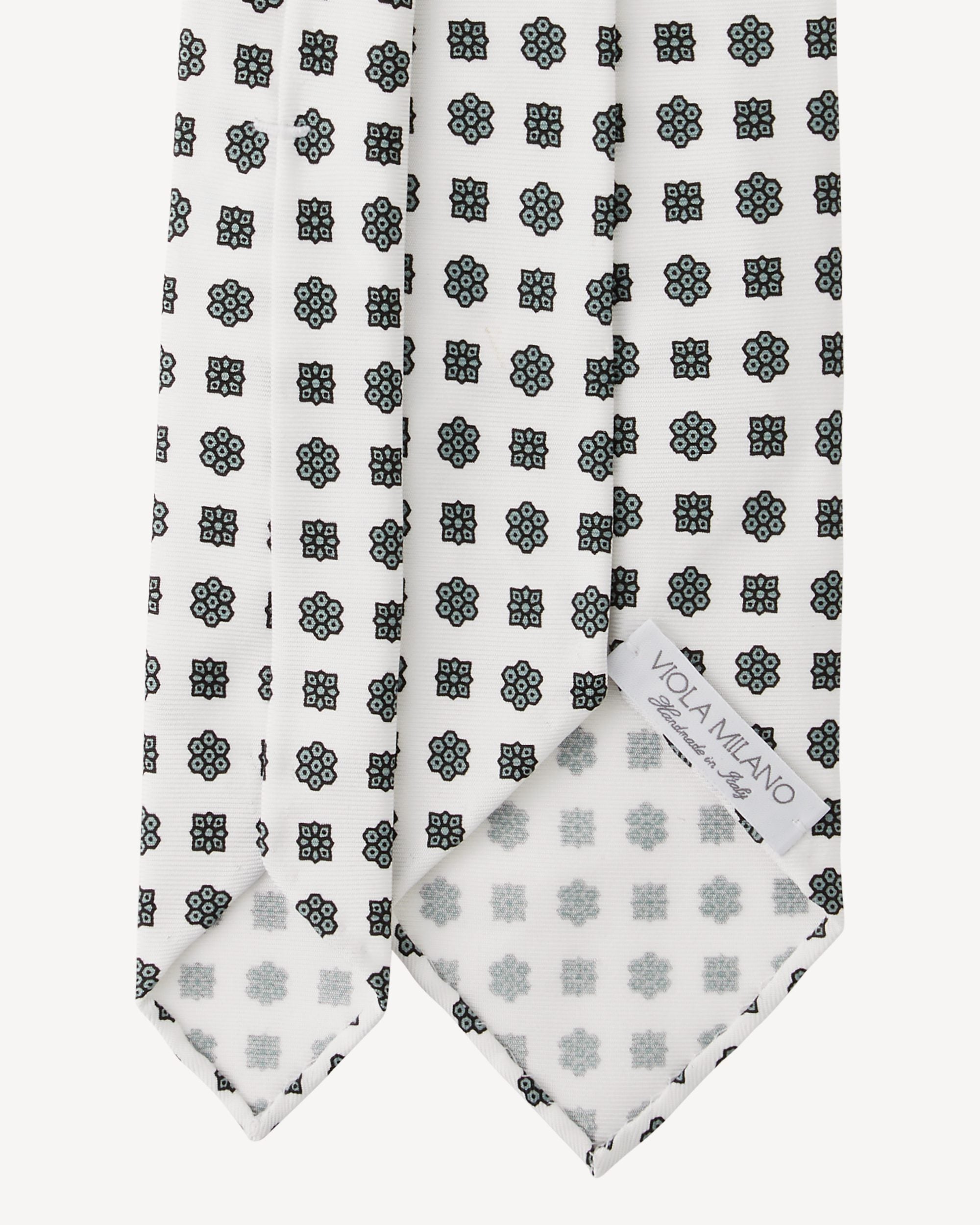 Tie in white