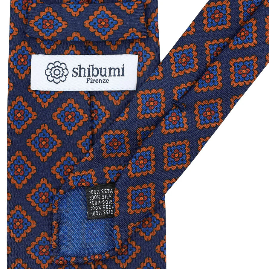Tie in brown