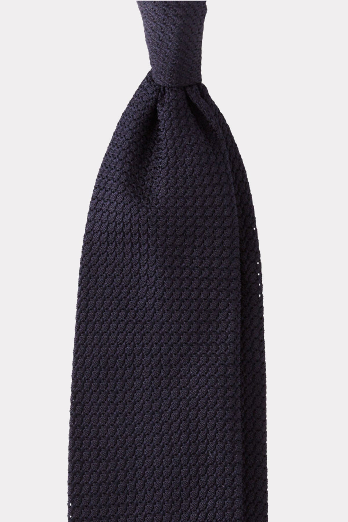 Tie in navy