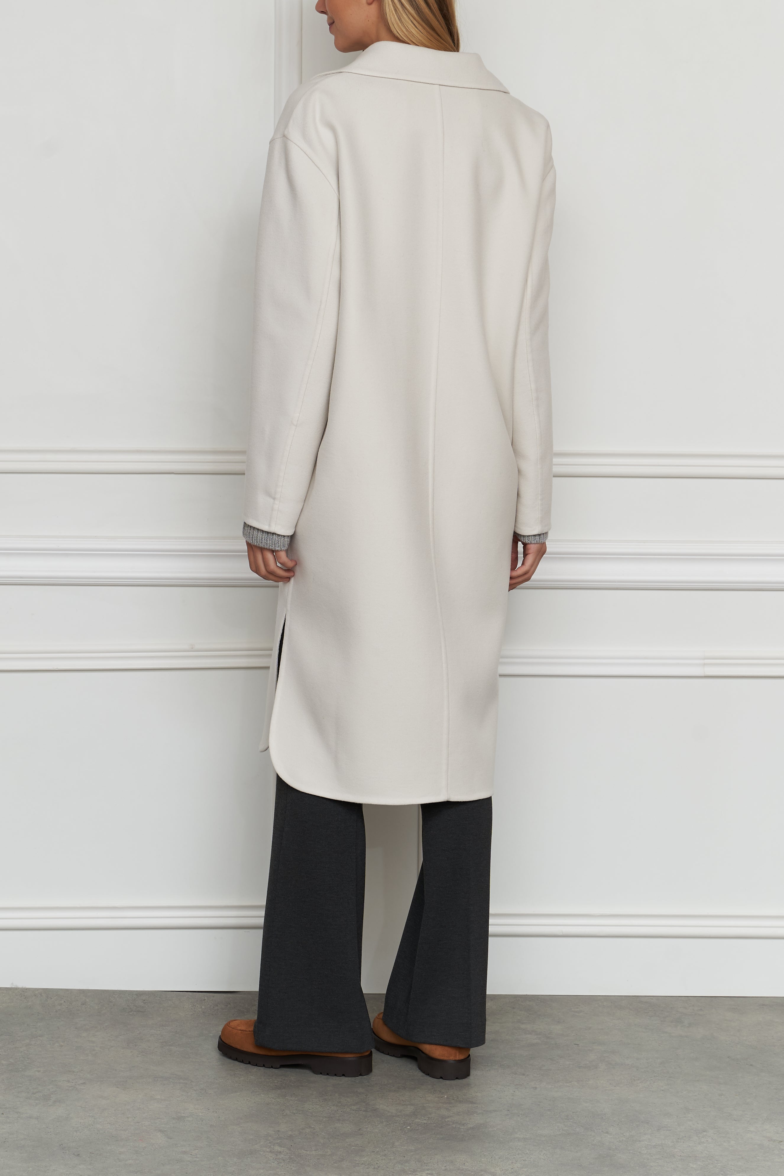 Wool coat in white