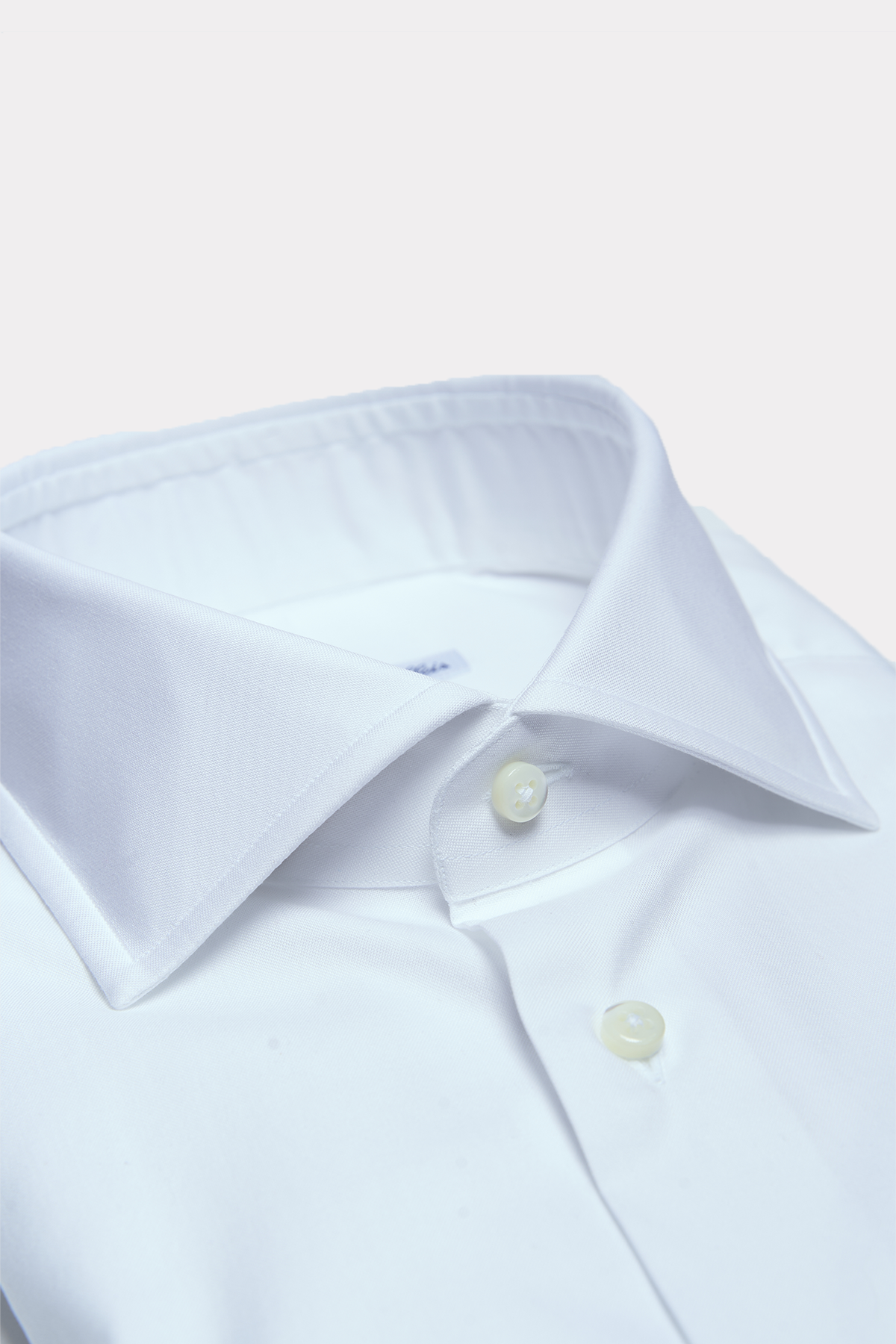 Shirt in white