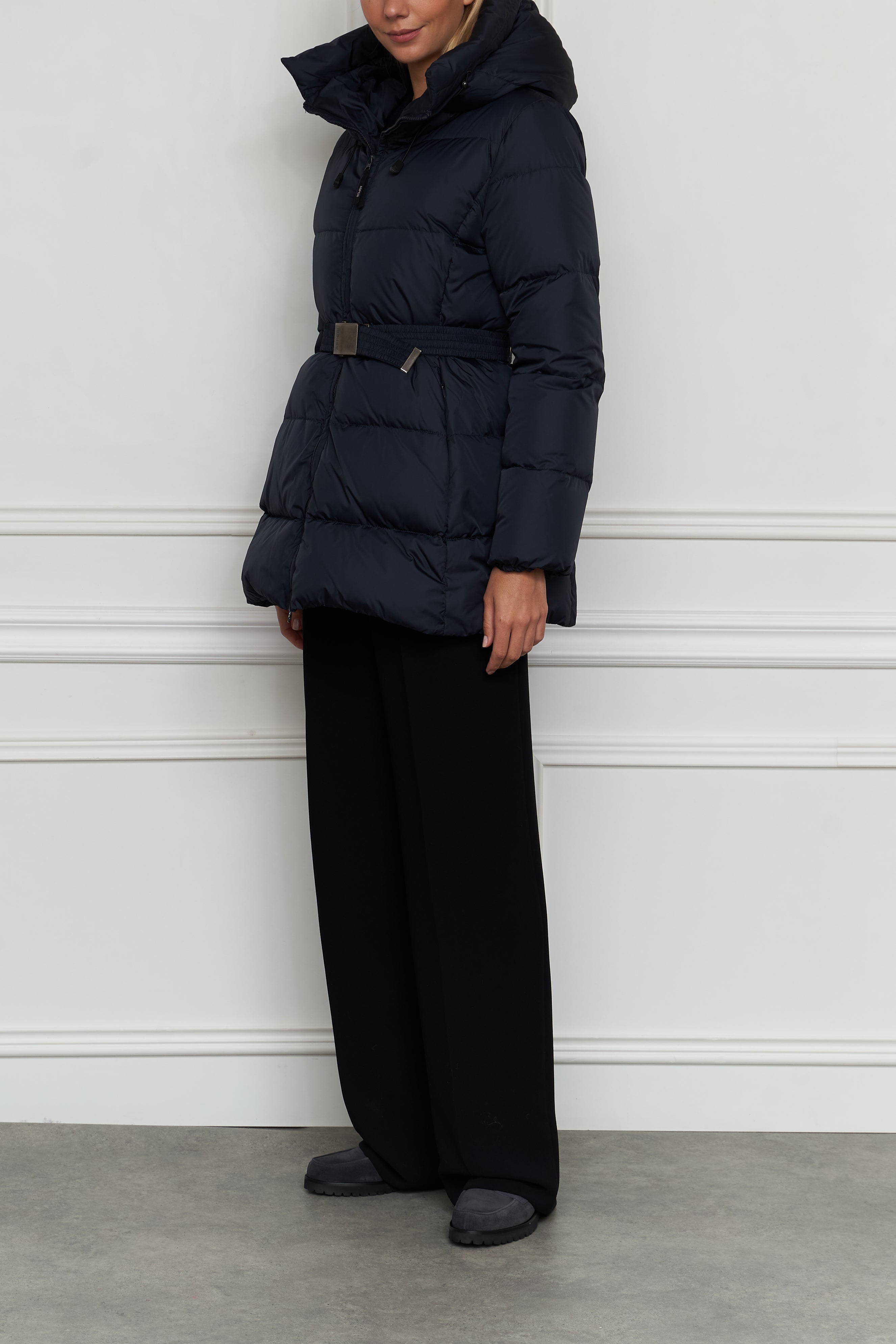 Daunenjacke in marine