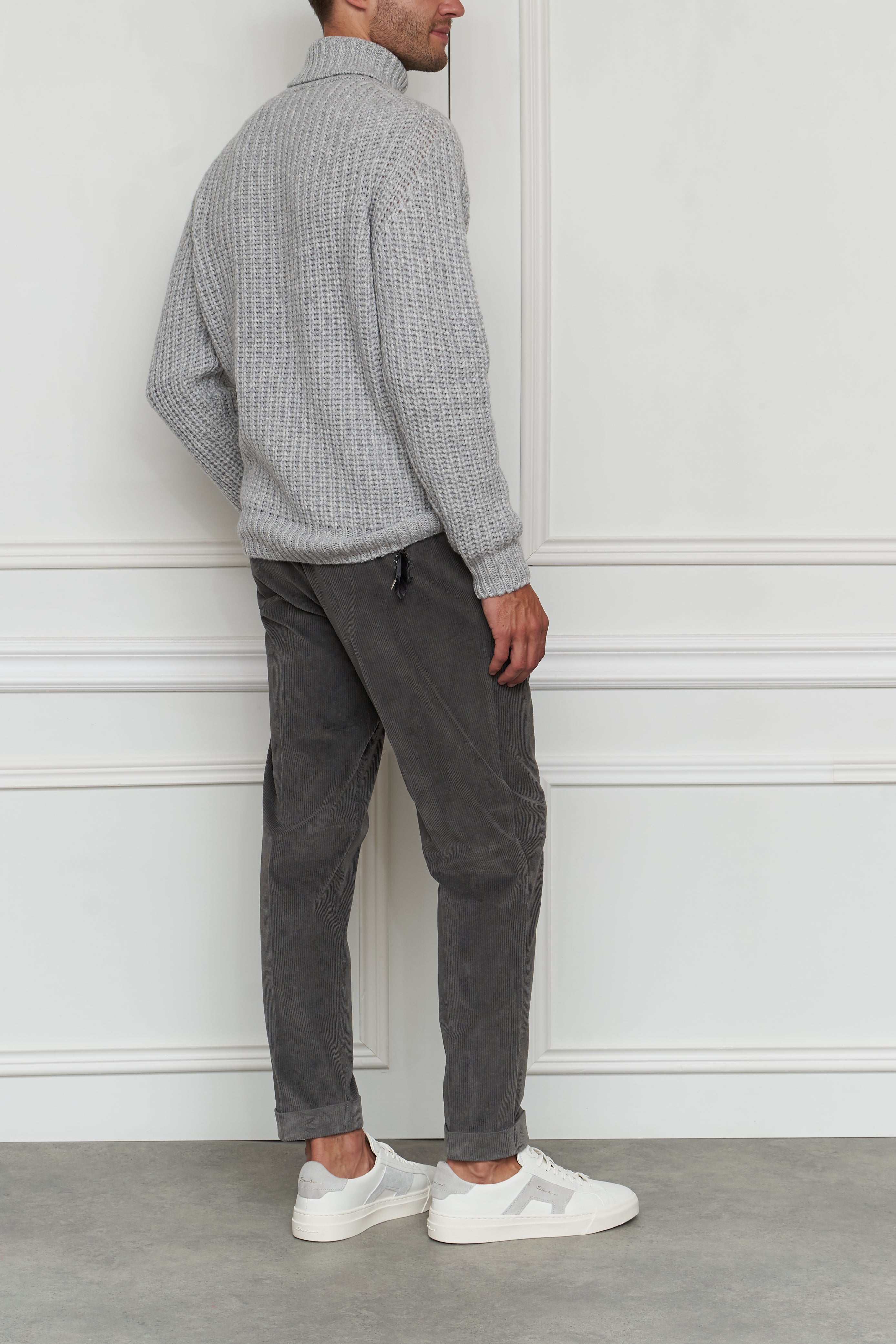 Chunky knit sweater in grey
