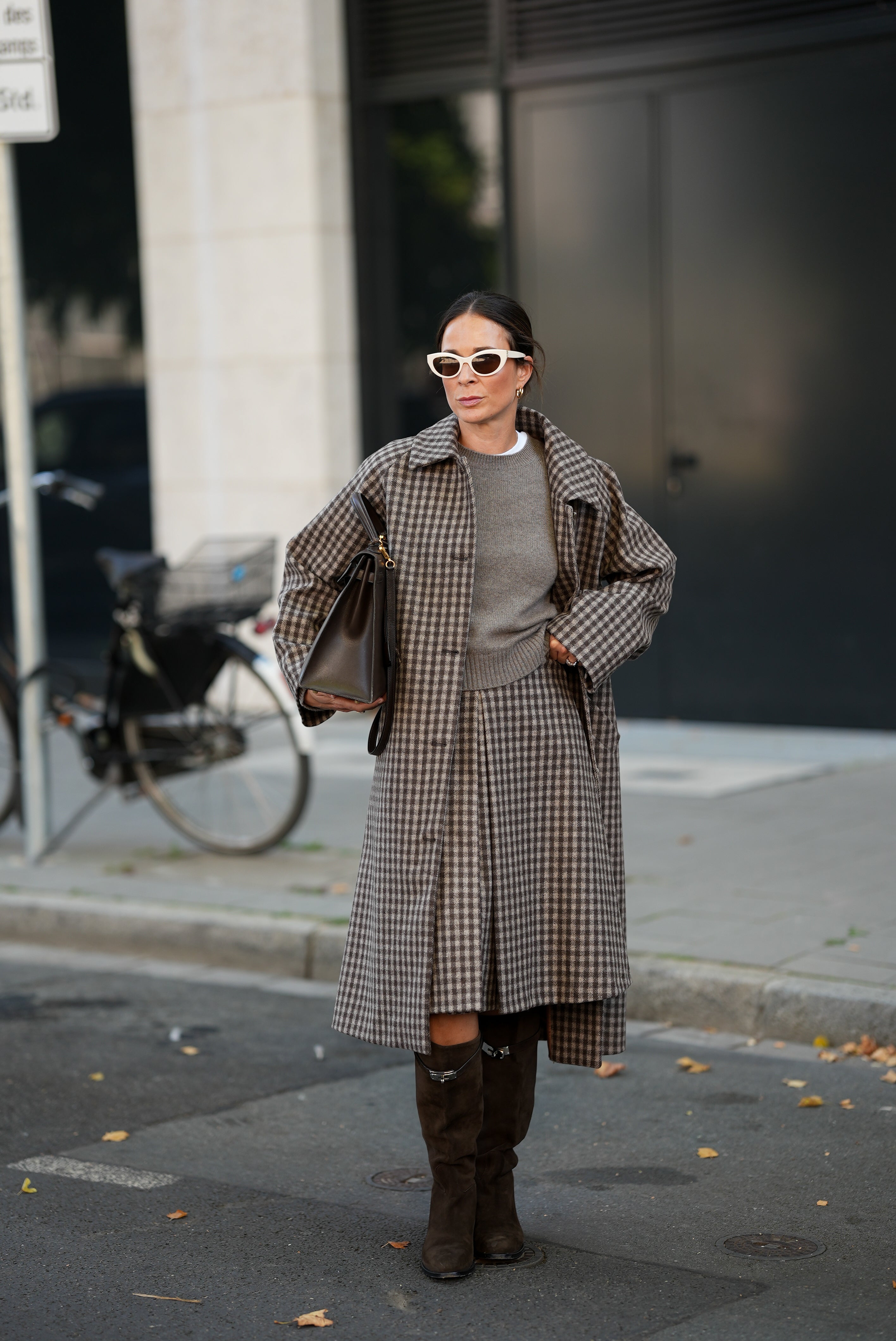 Midi dress with tie tail in yellow
