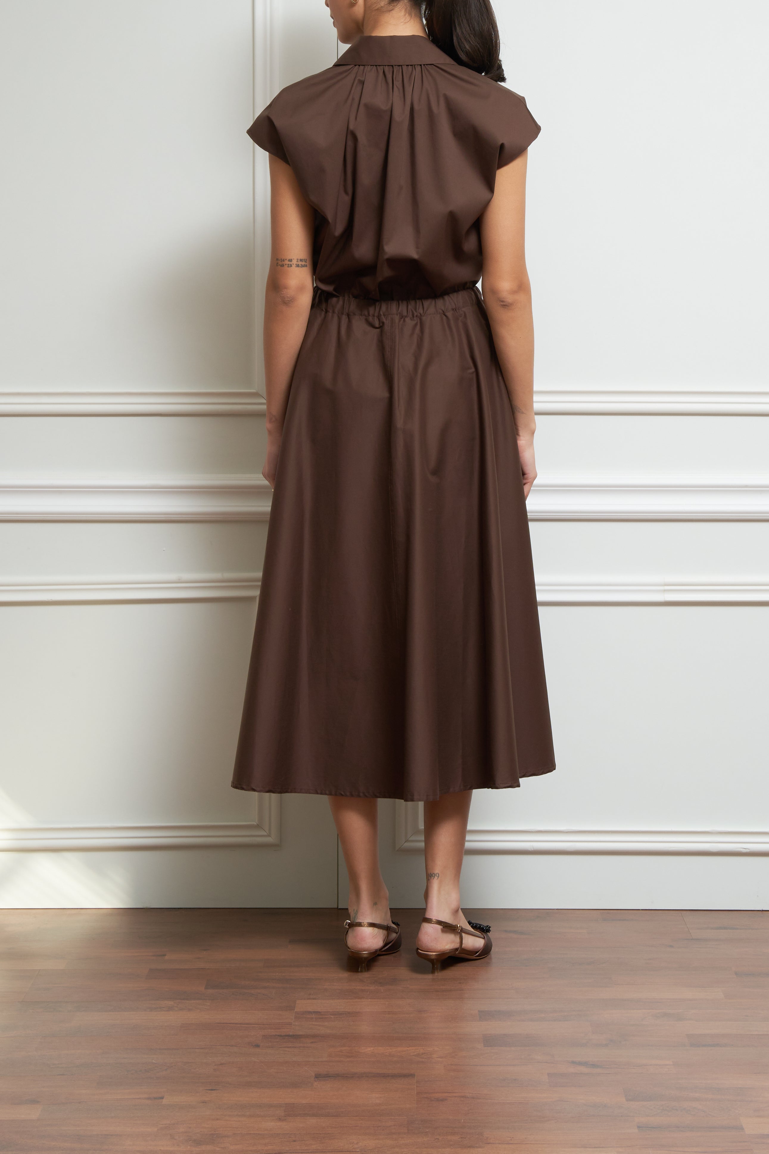 Kurzarm-Hemdbluse in braun