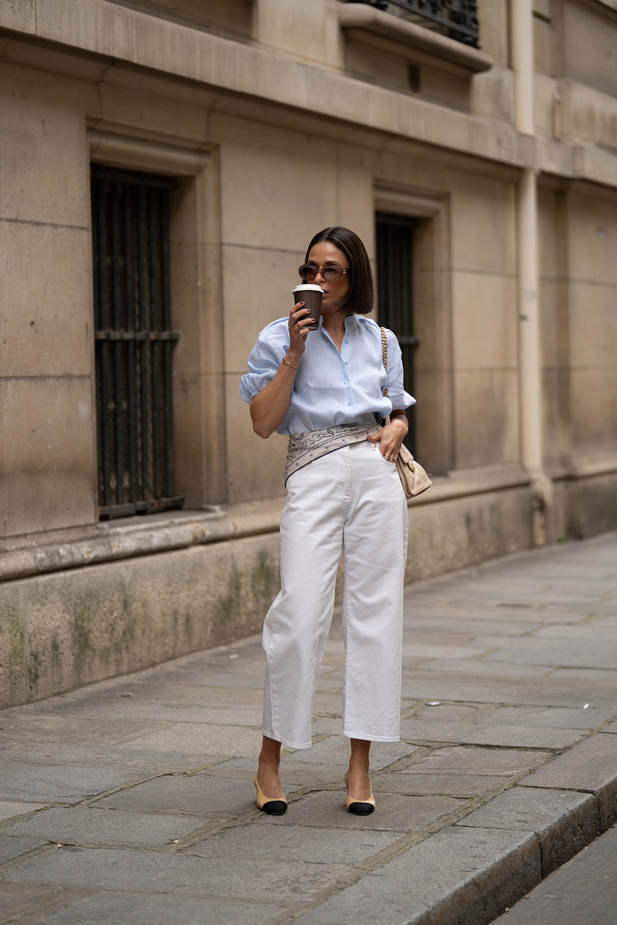 Leinenbluse in hellblau