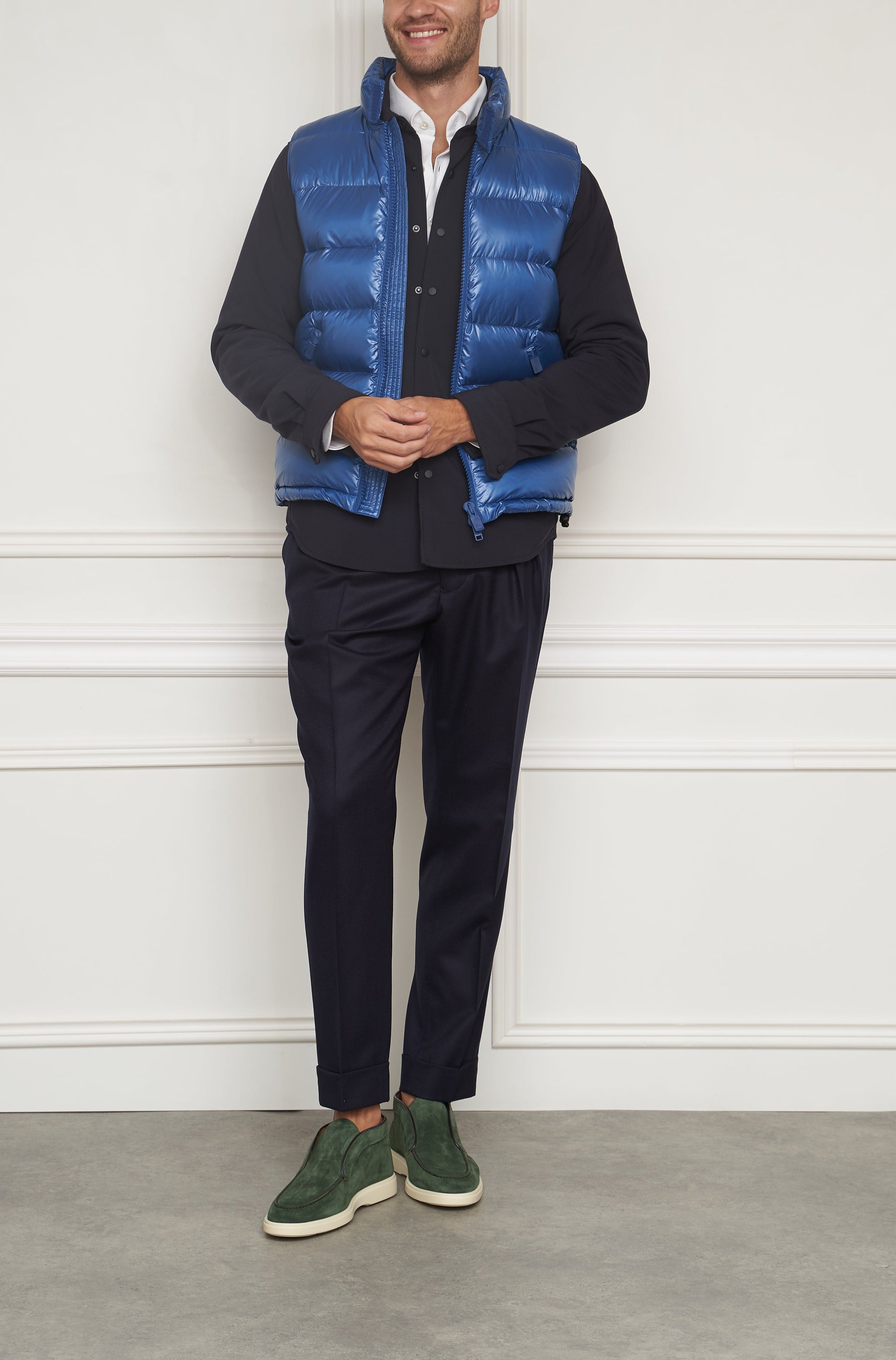 Down vest in blue