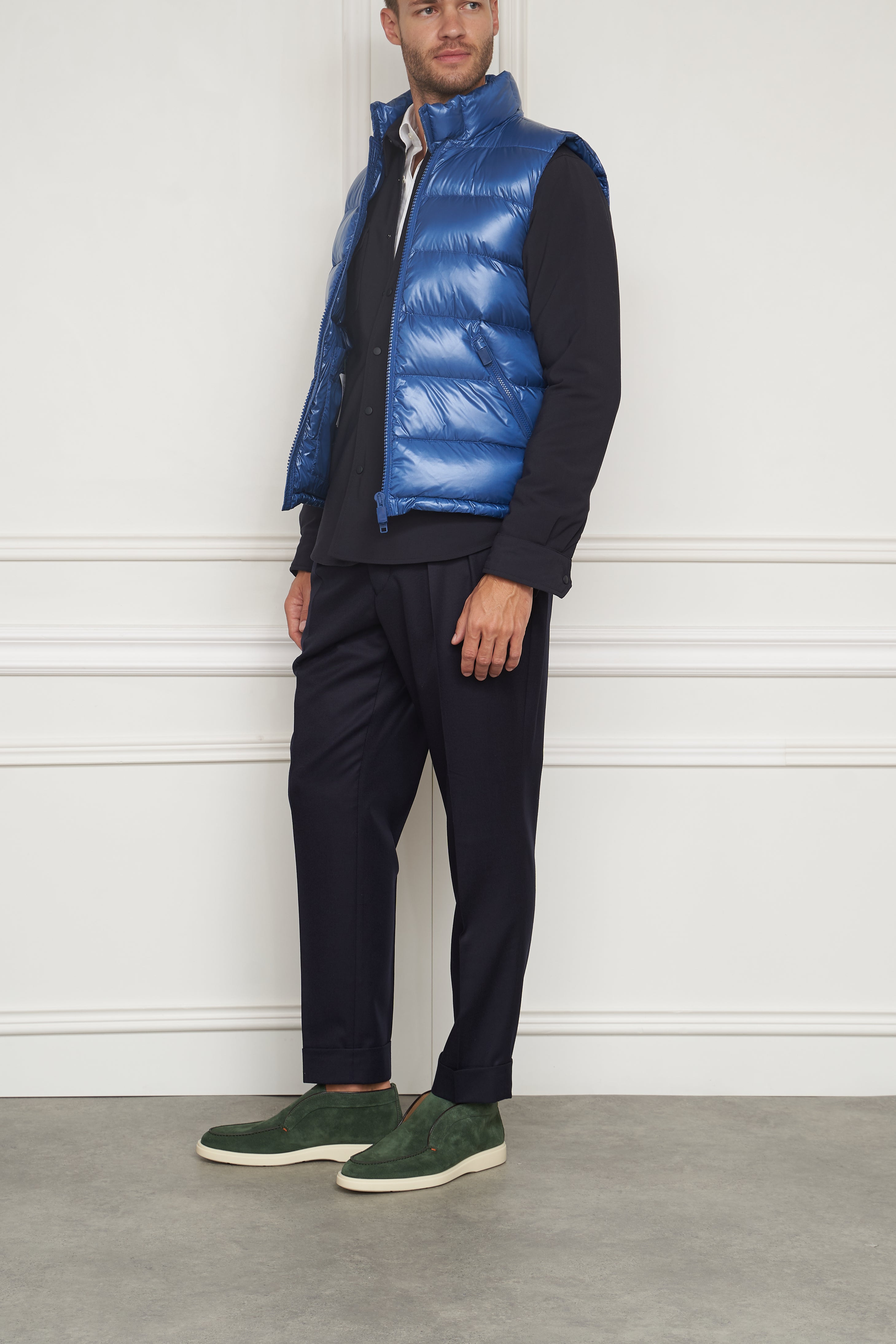 Down vest in blue