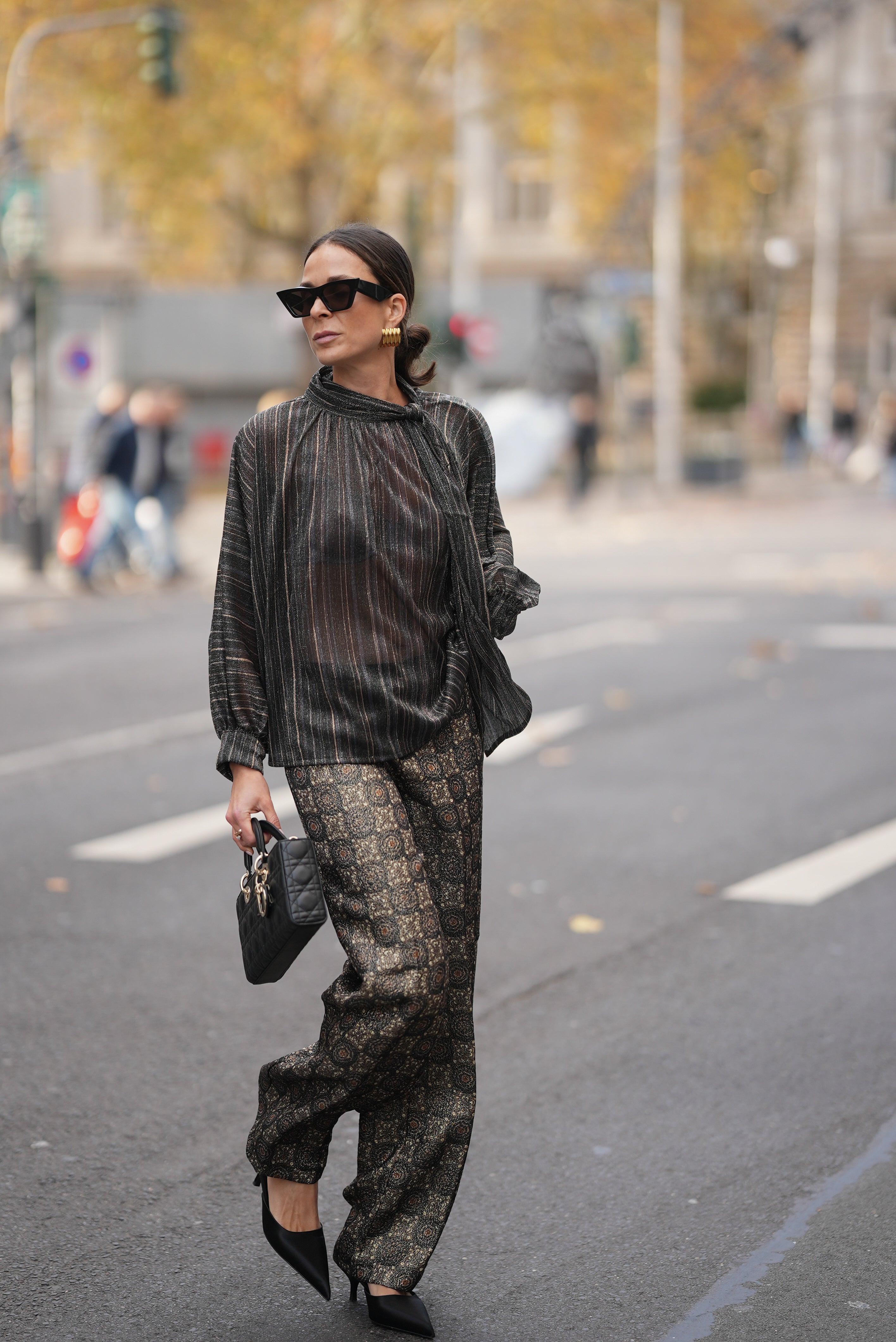 Glitzerende Schluppenbluse in multi