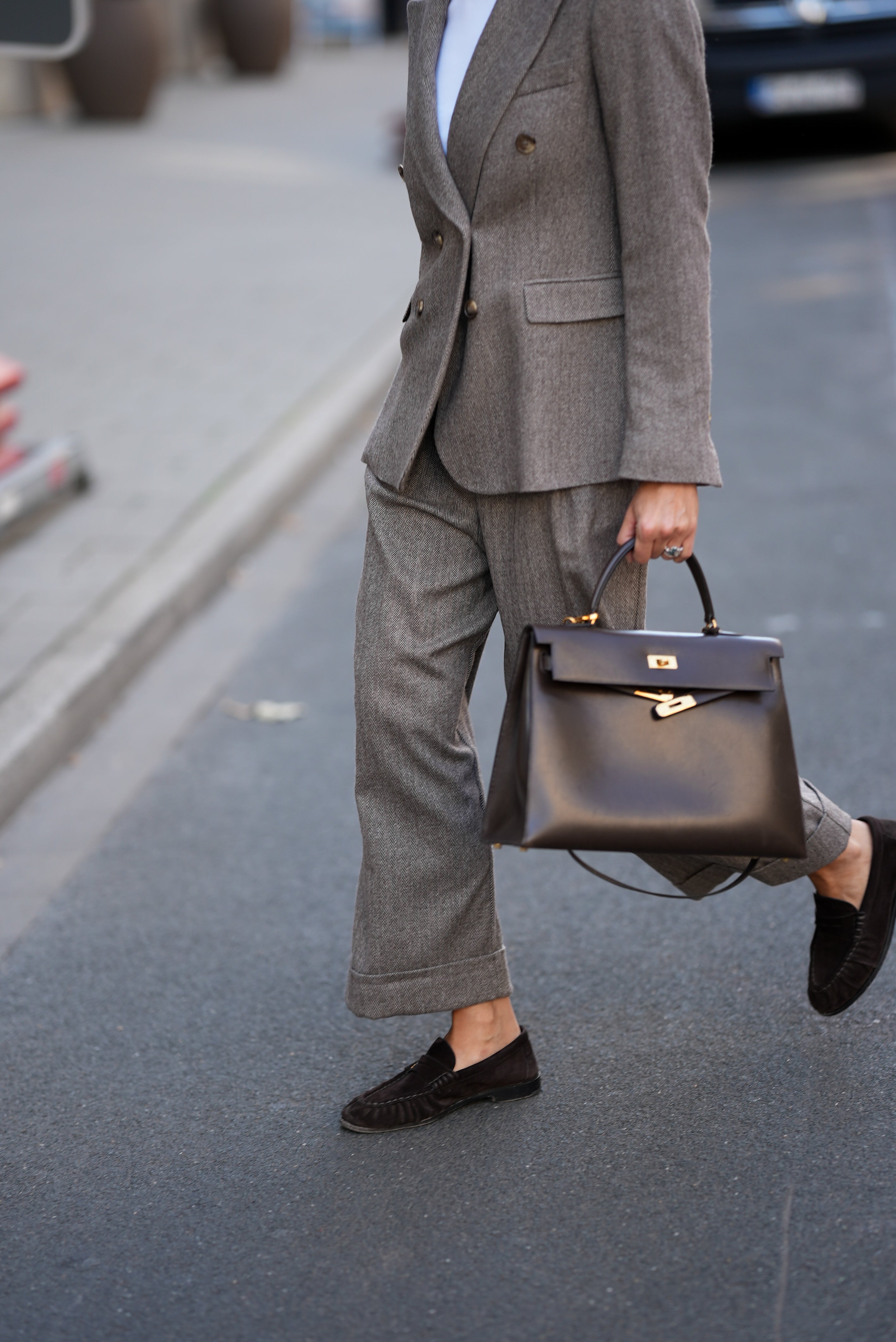 Straight trousers with button details in dark blue