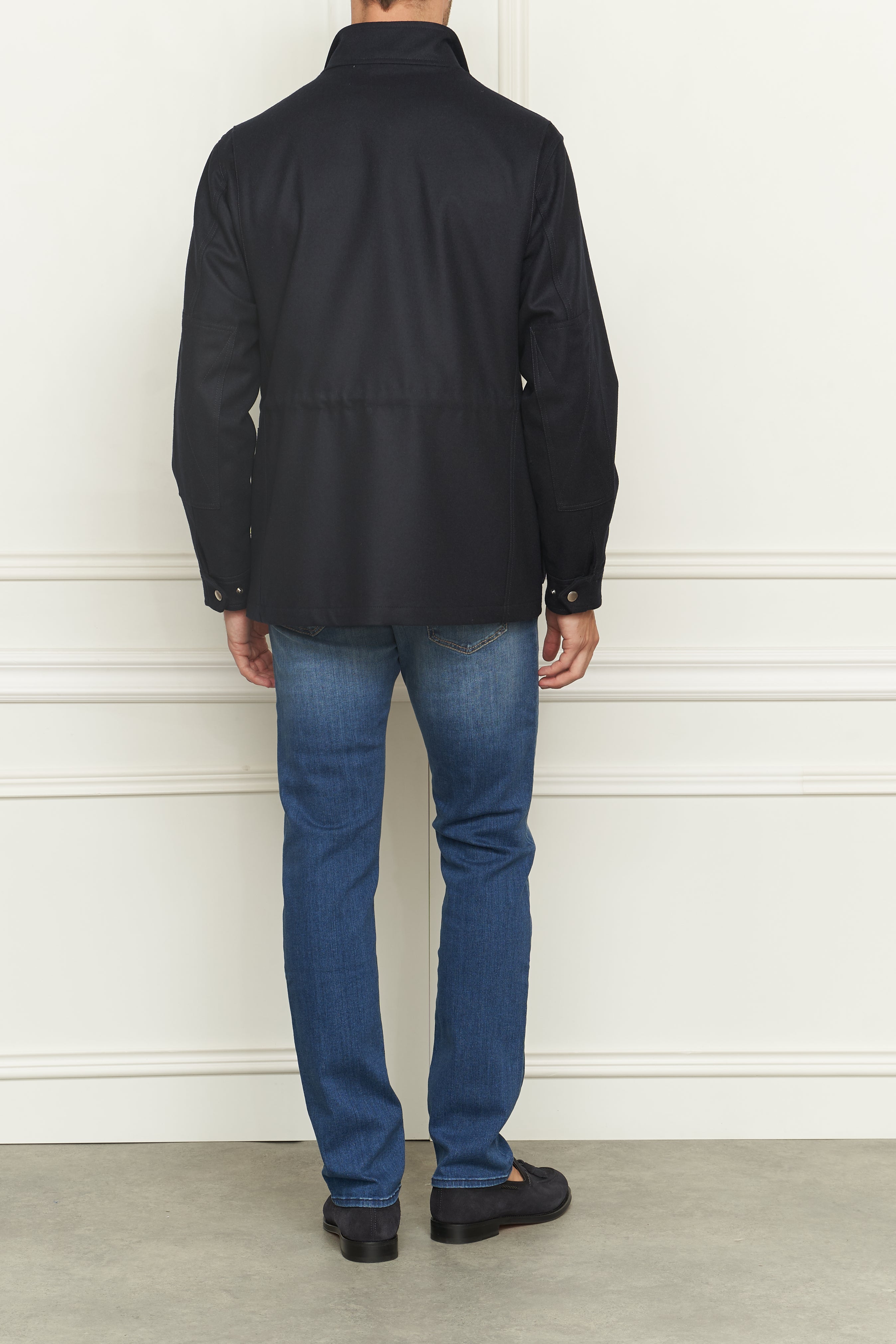 Wolljacke in marine