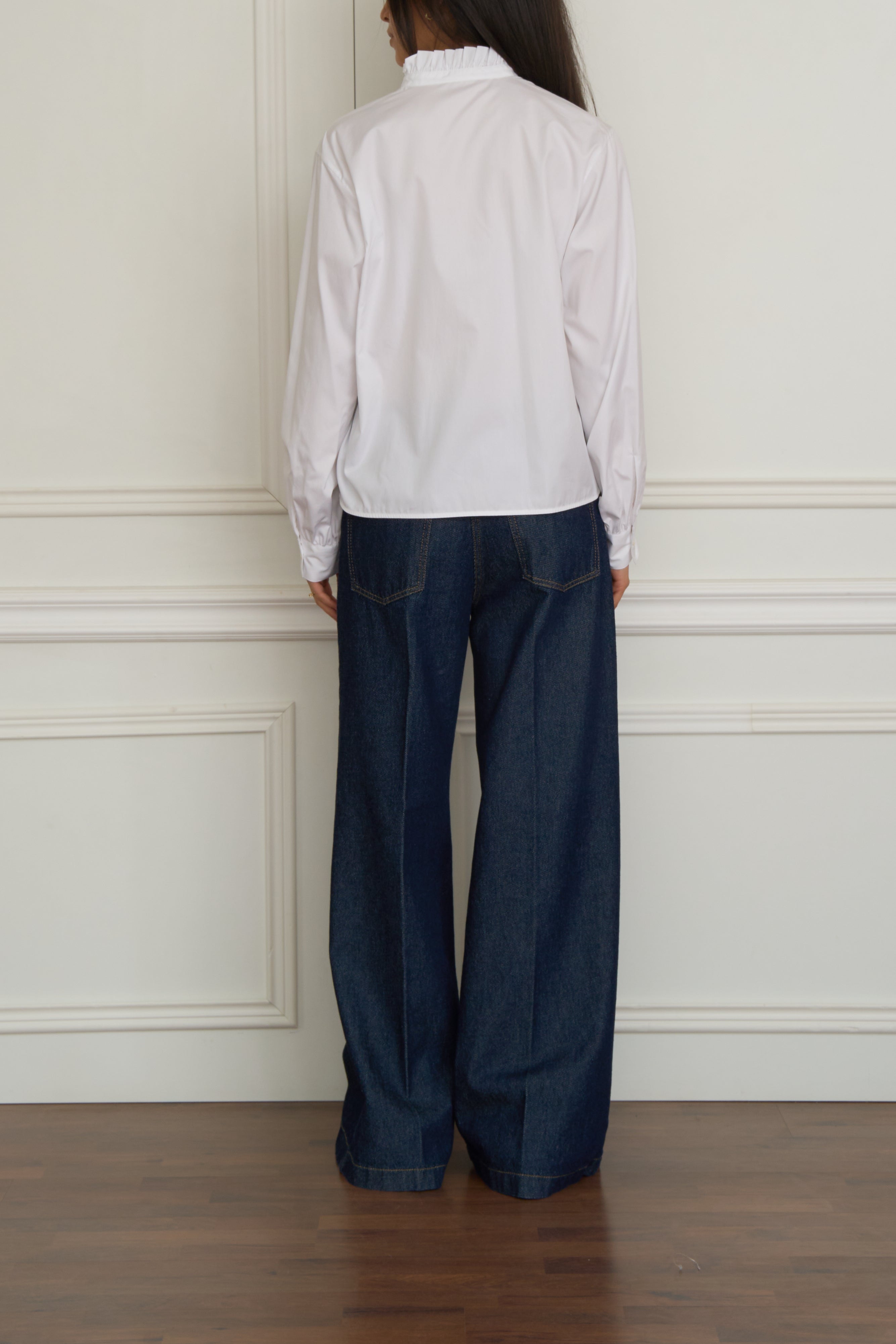 Bluse mit Rüschendetails in weiß