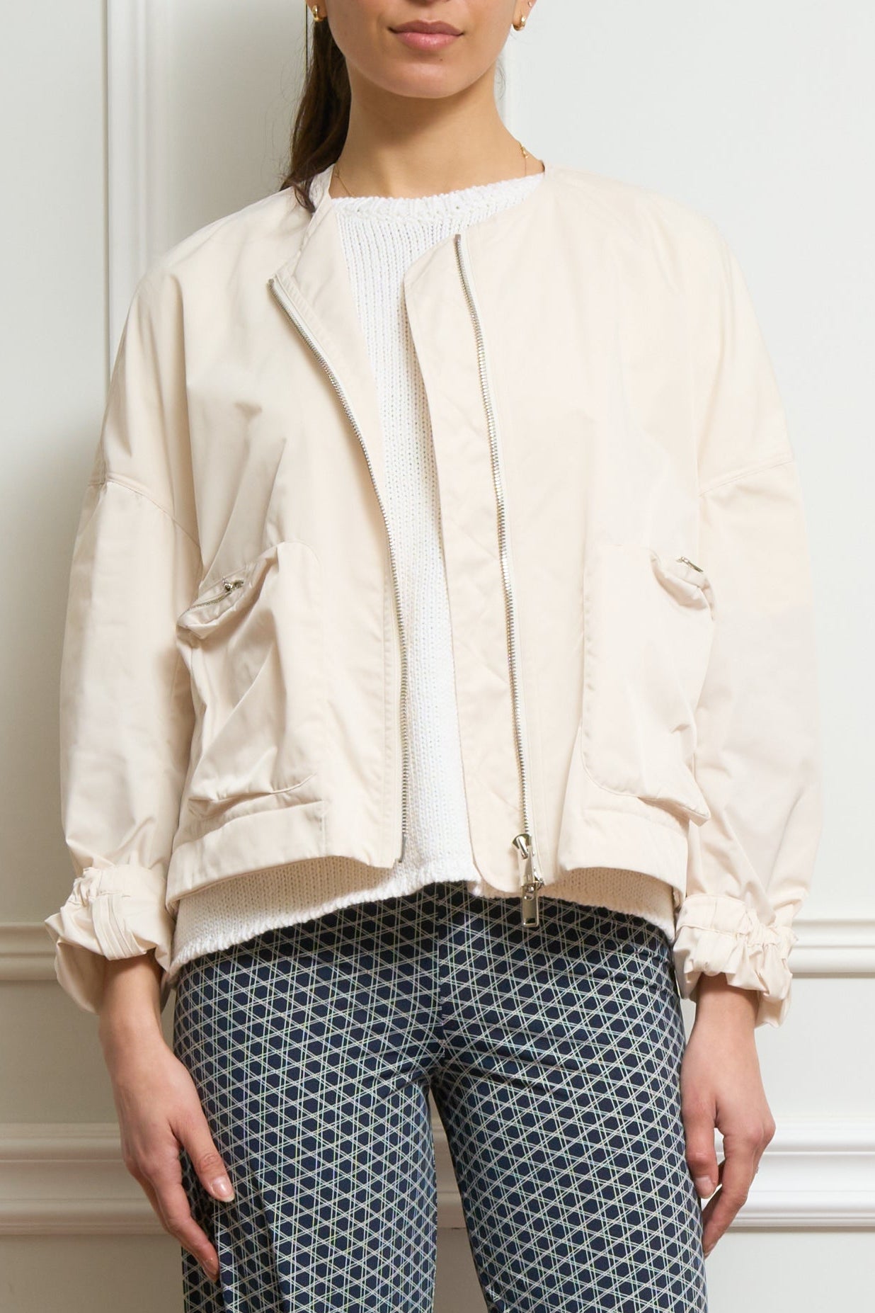 Bomberjacke in weiß