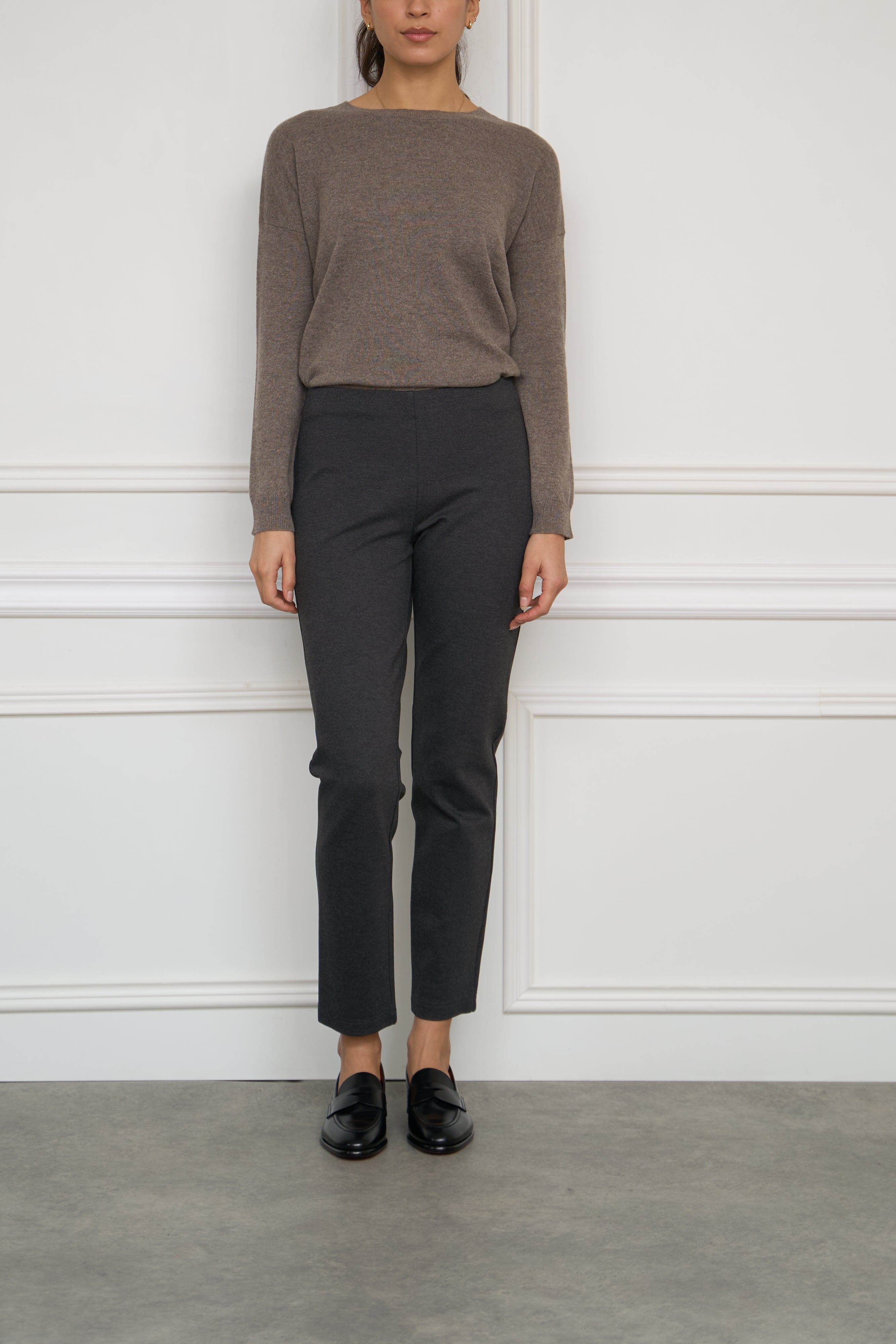 Pants in grey