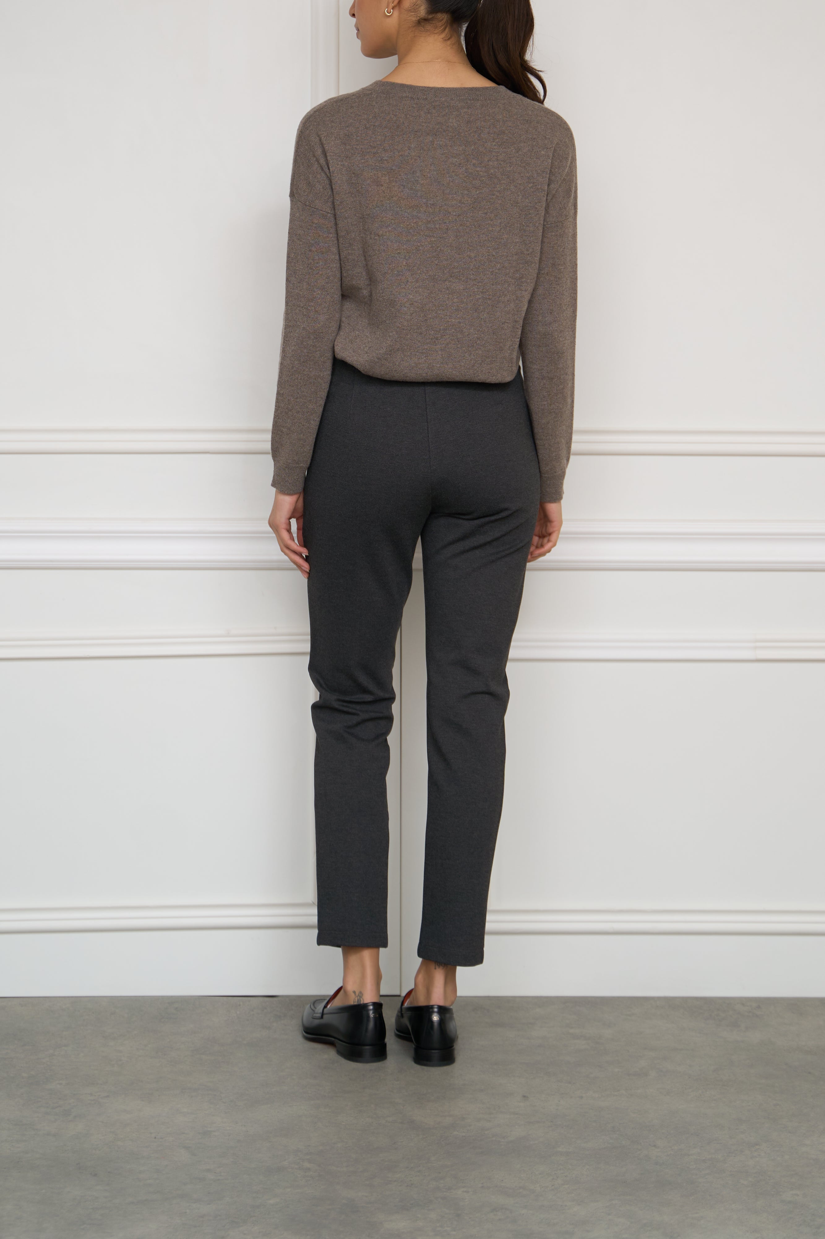 Pants in grey