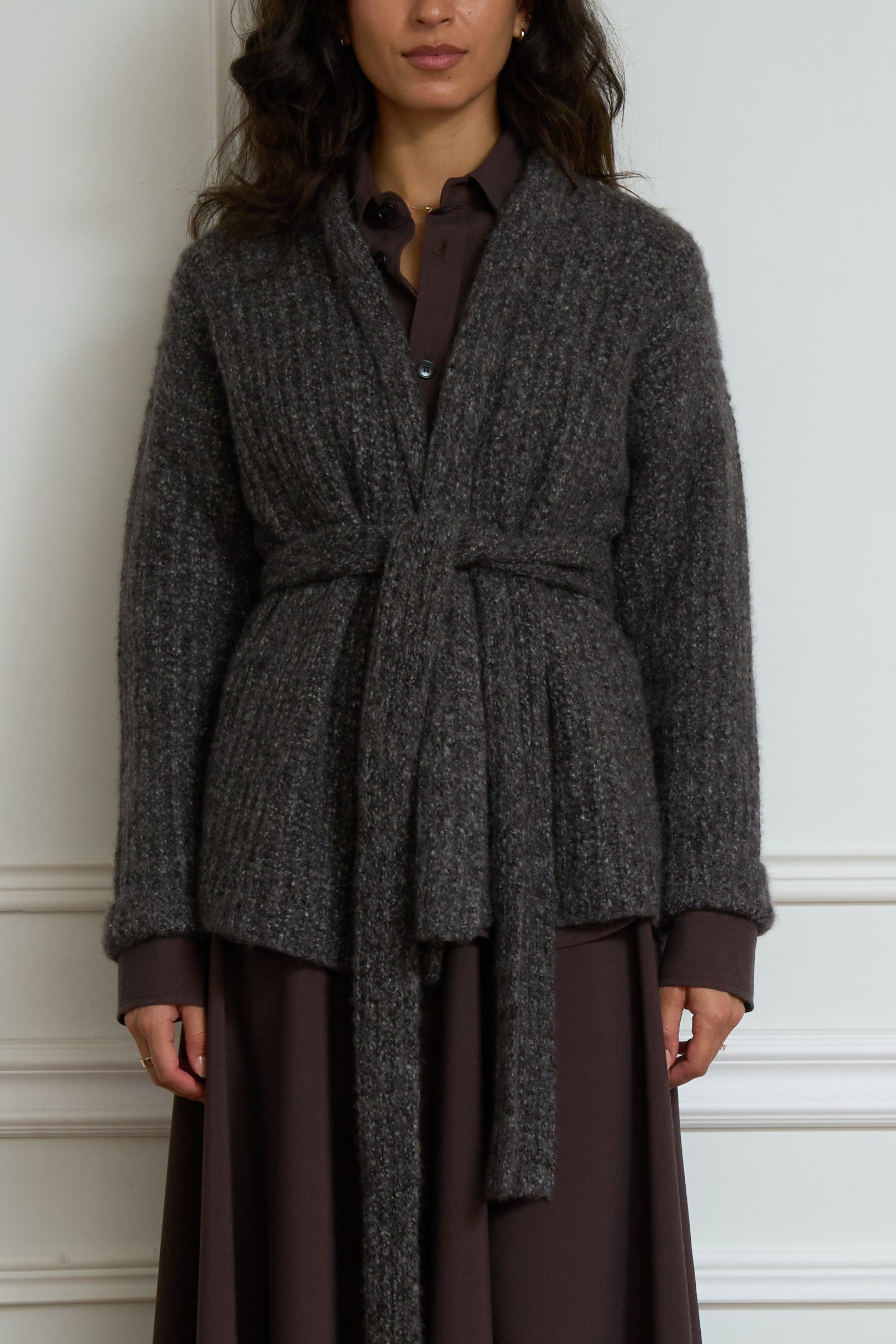 Wickelstrickjacke mit Bindegürtel in anthrazit