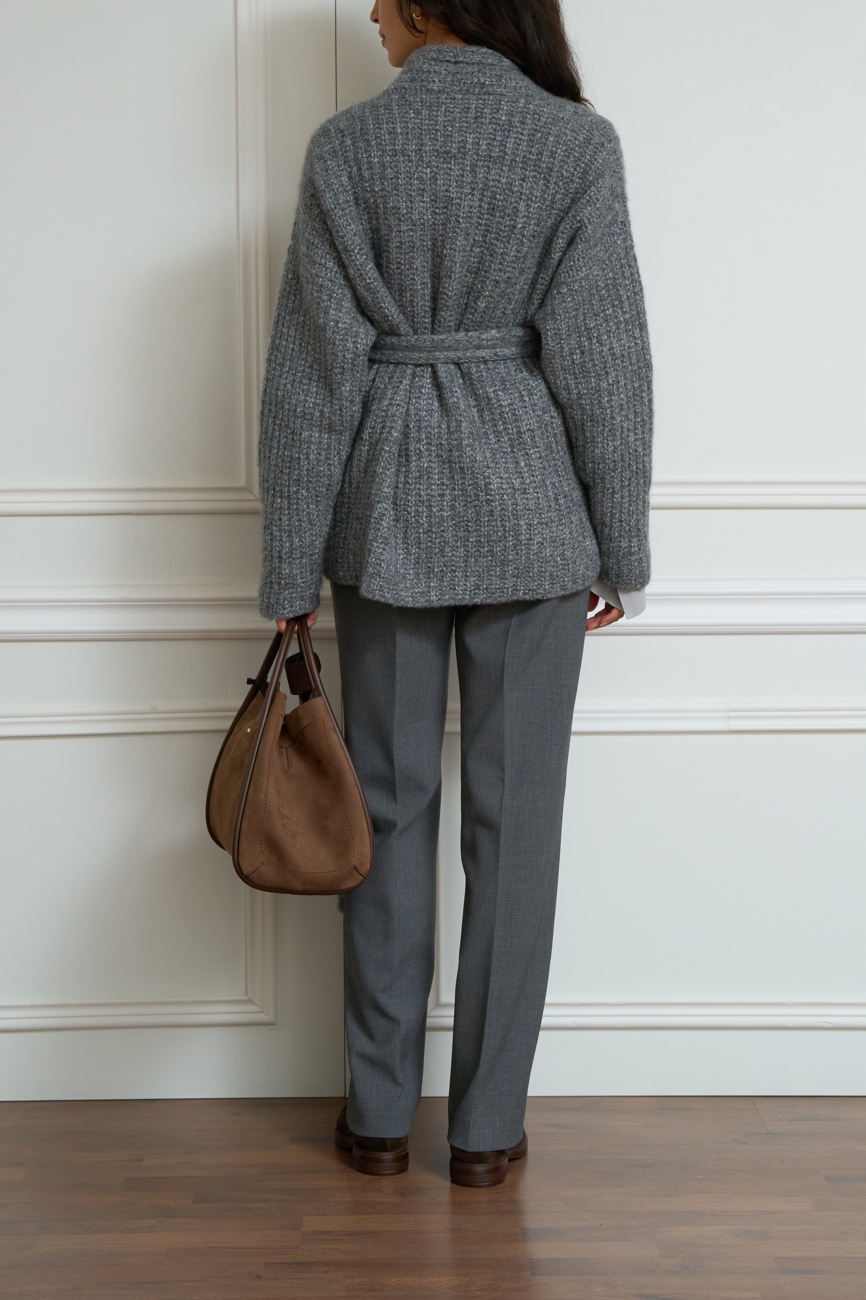 Wickelstrickjacke mit Bindegürtel in mittelgrau
