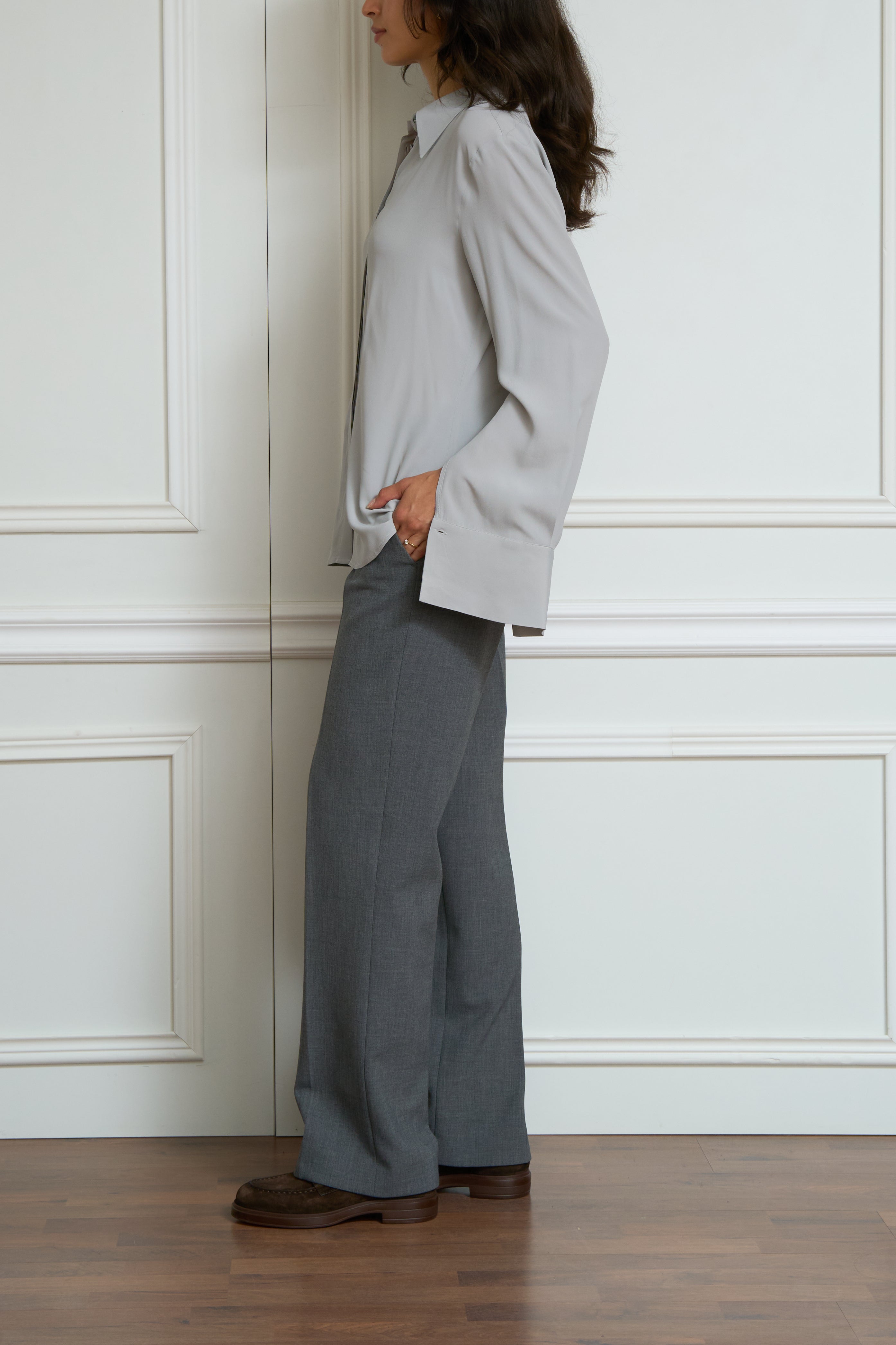 Blouse in light grey