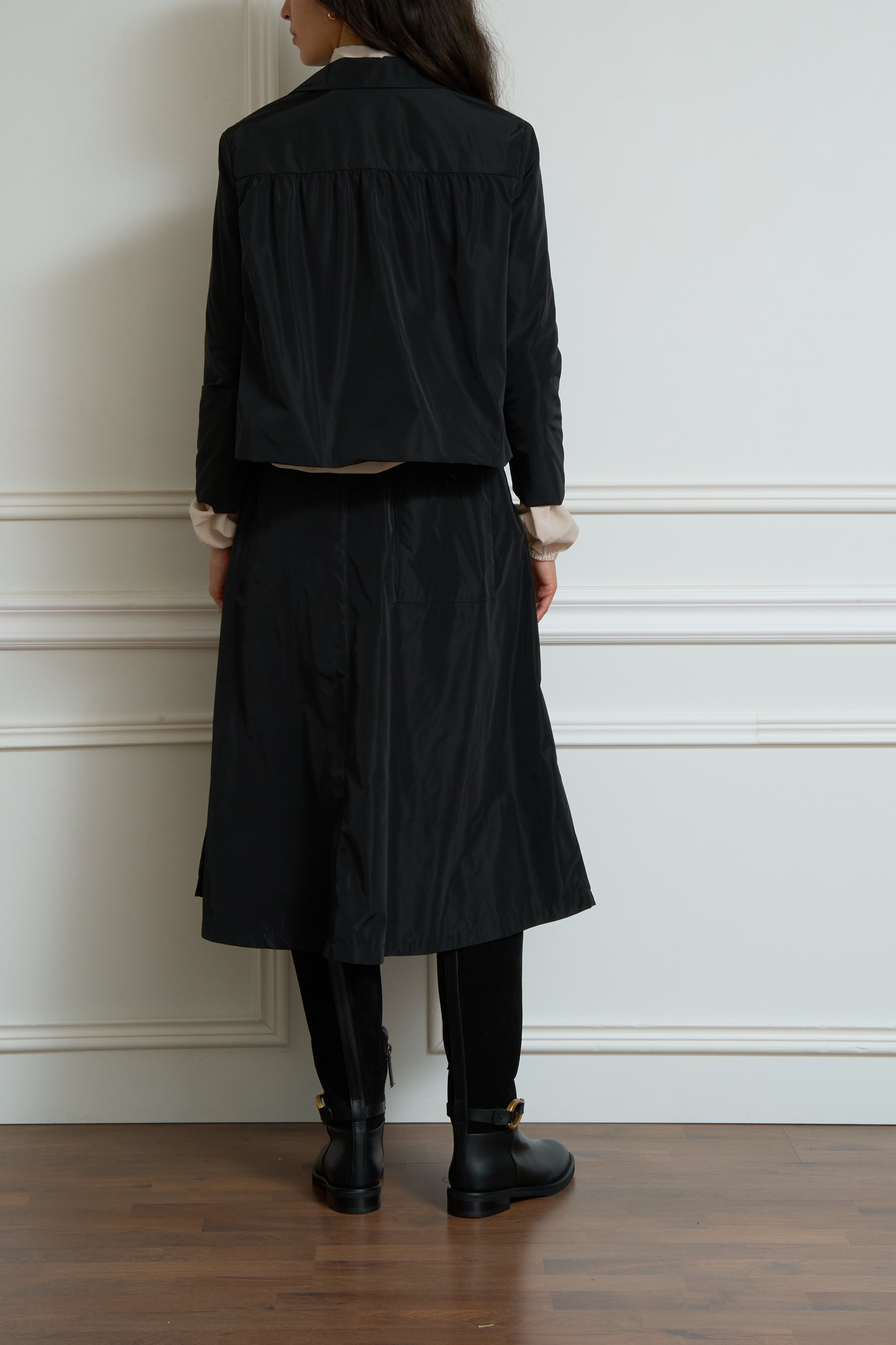 Jacket in black
