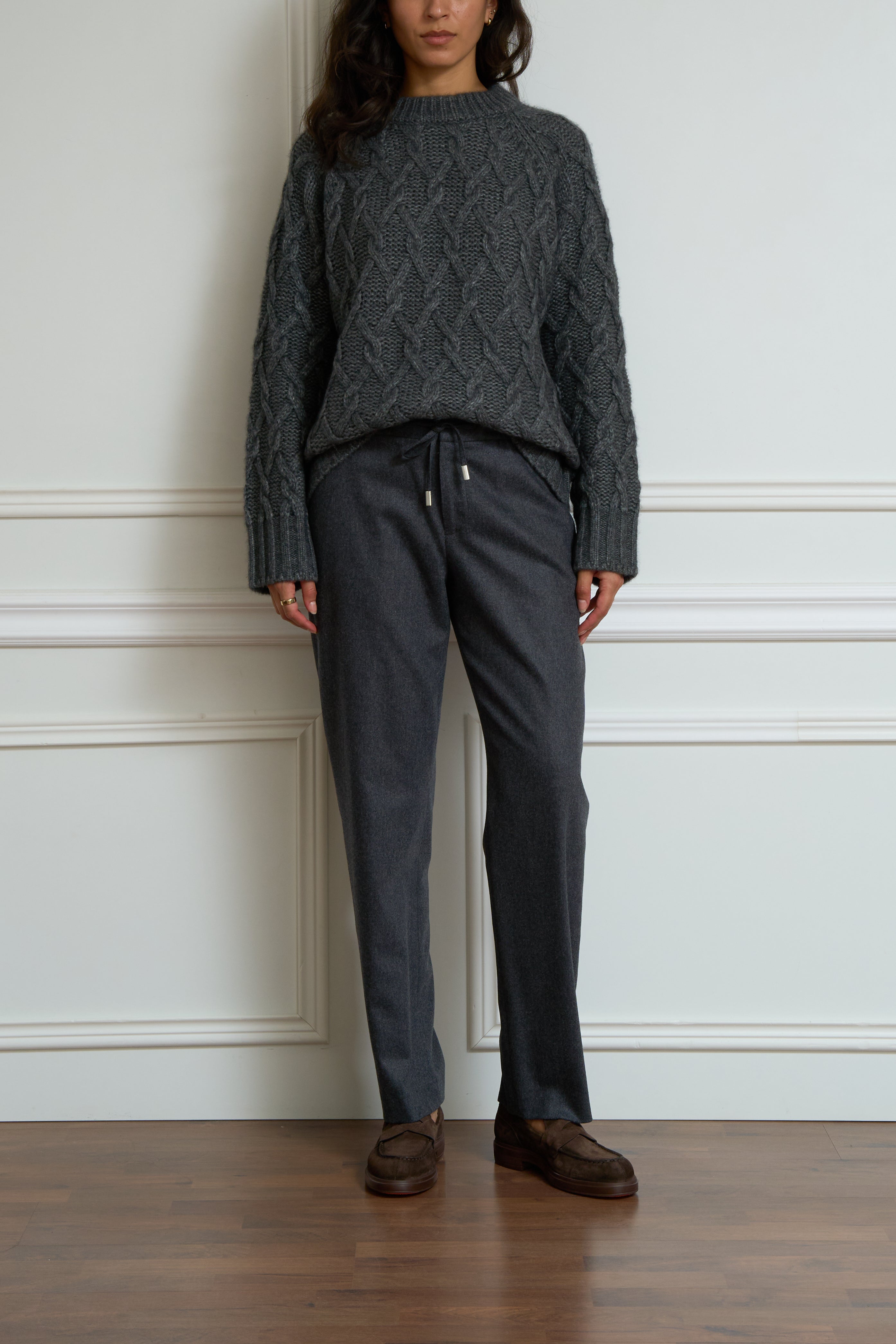 Trousers in grey