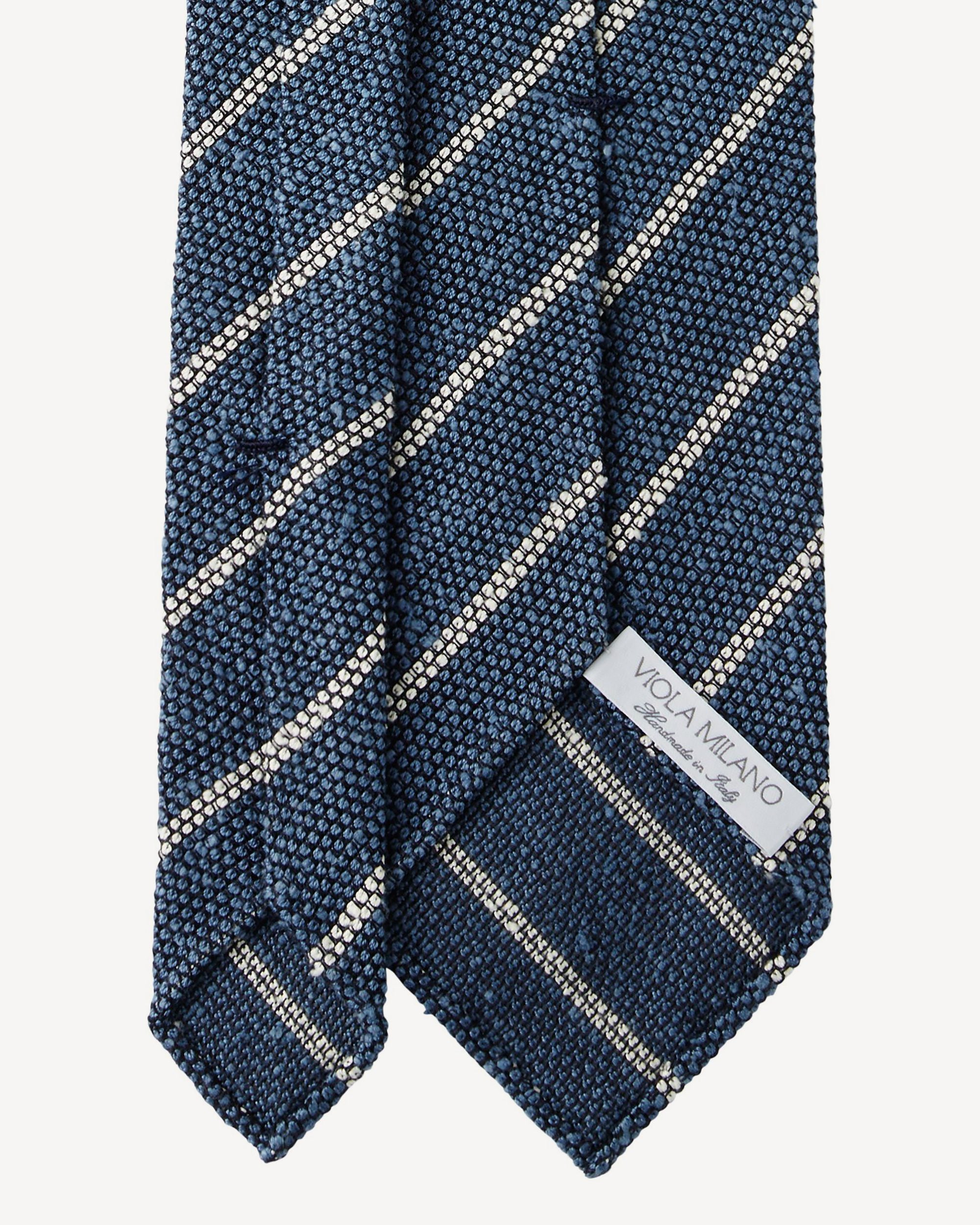 Tie in light blue