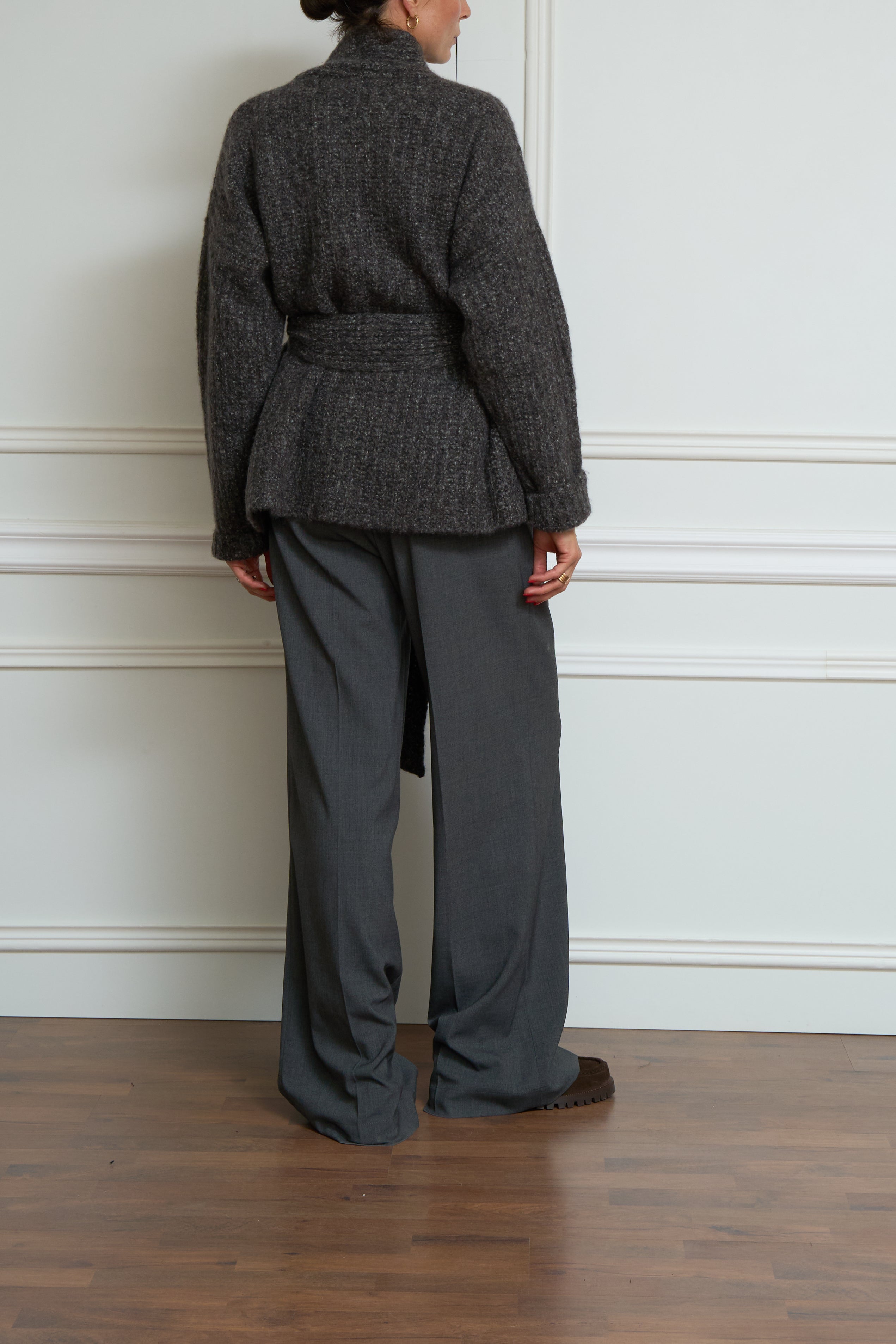 Wickelstrickjacke mit Bindegürtel in anthrazit