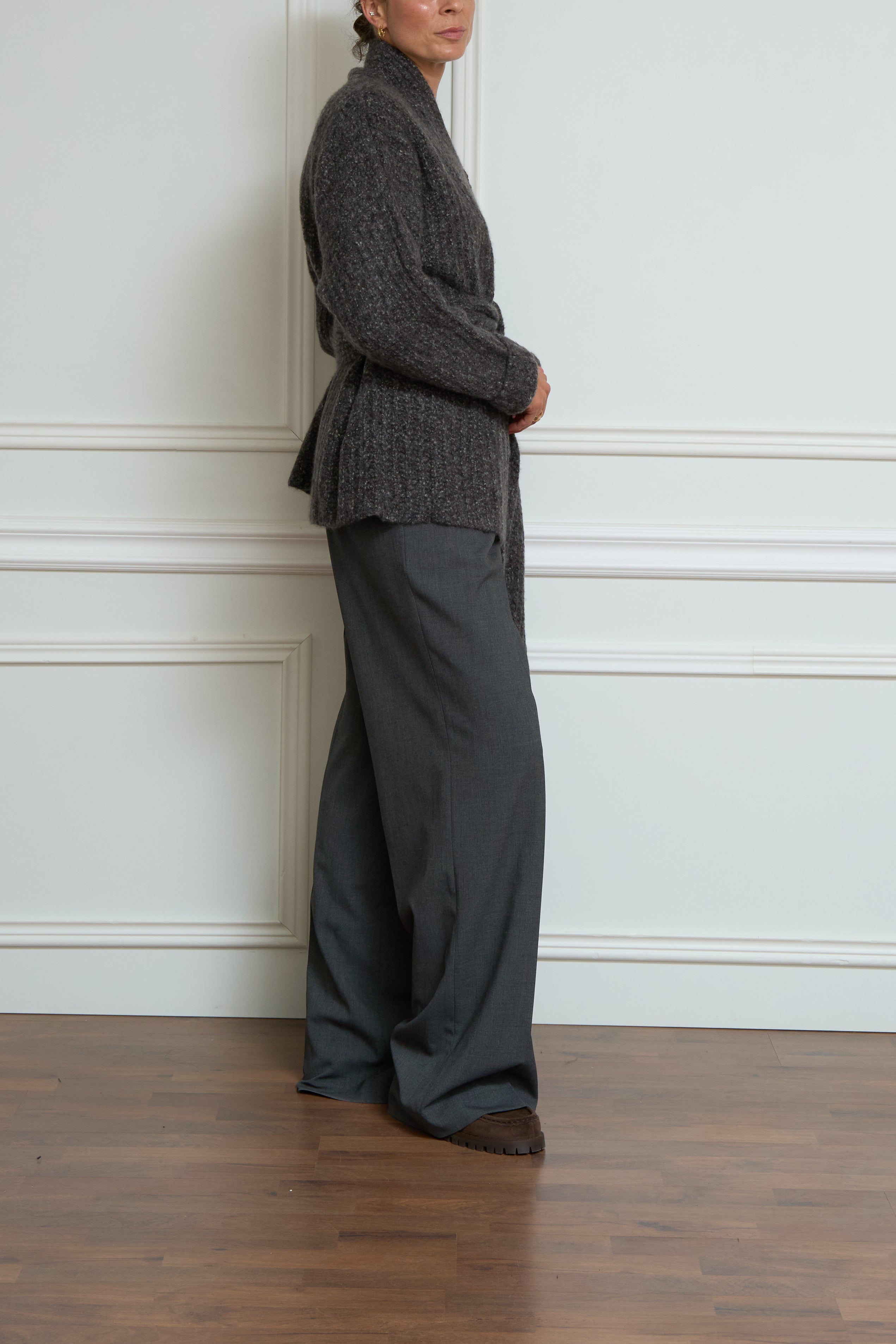 Wickelstrickjacke mit Bindegürtel in anthrazit