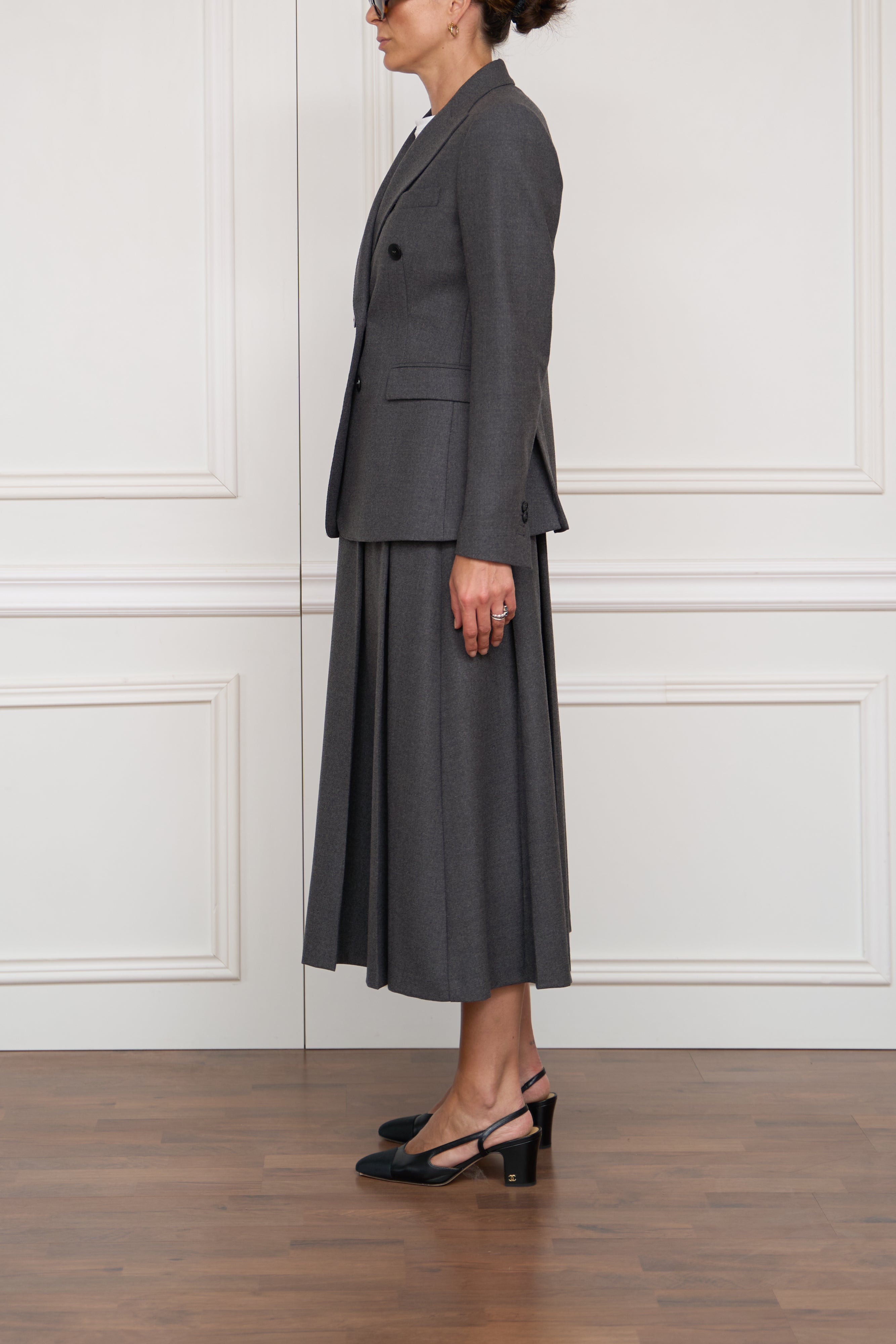 Straight trousers with button details in dark blue