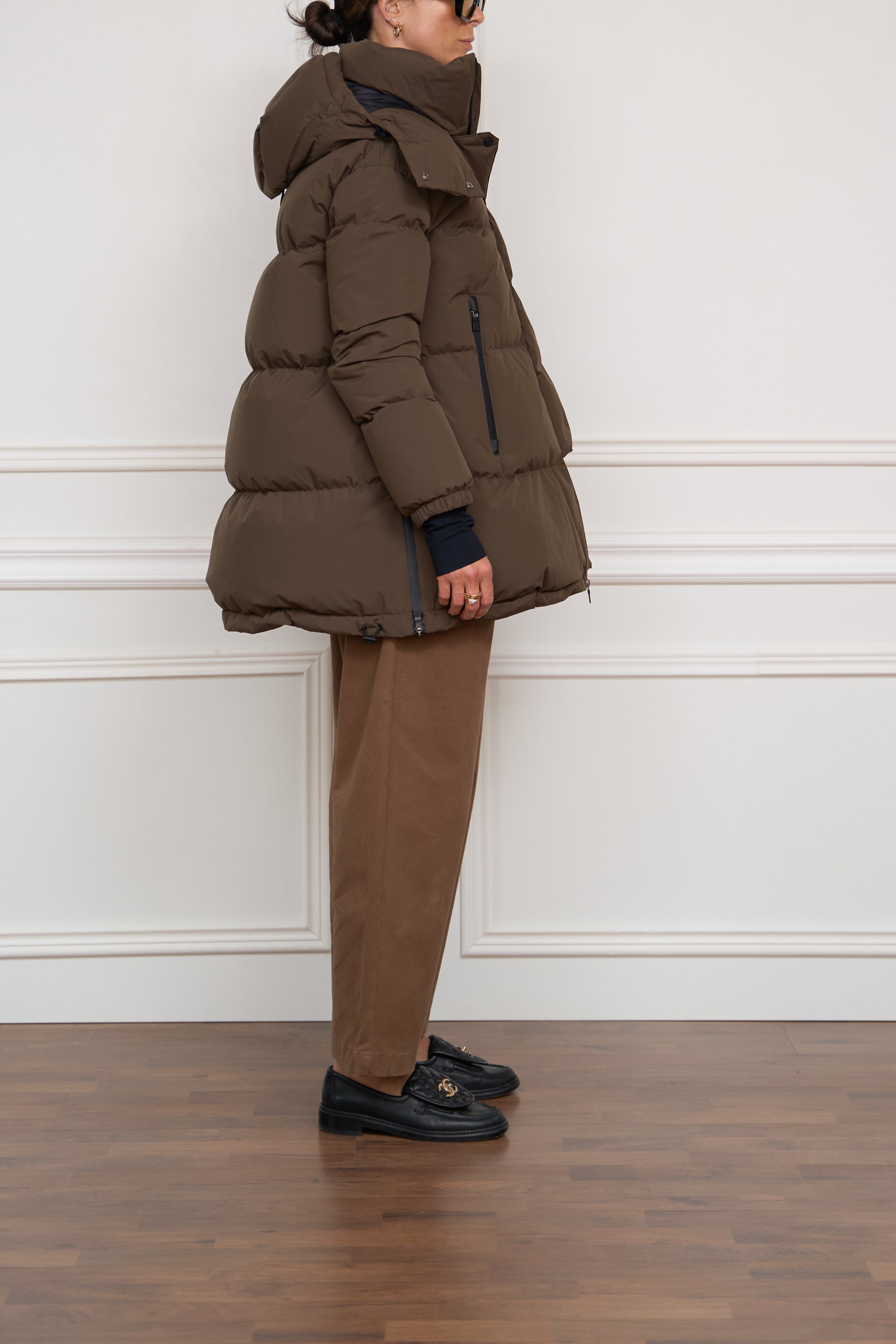 Short down jacket in blue/white
