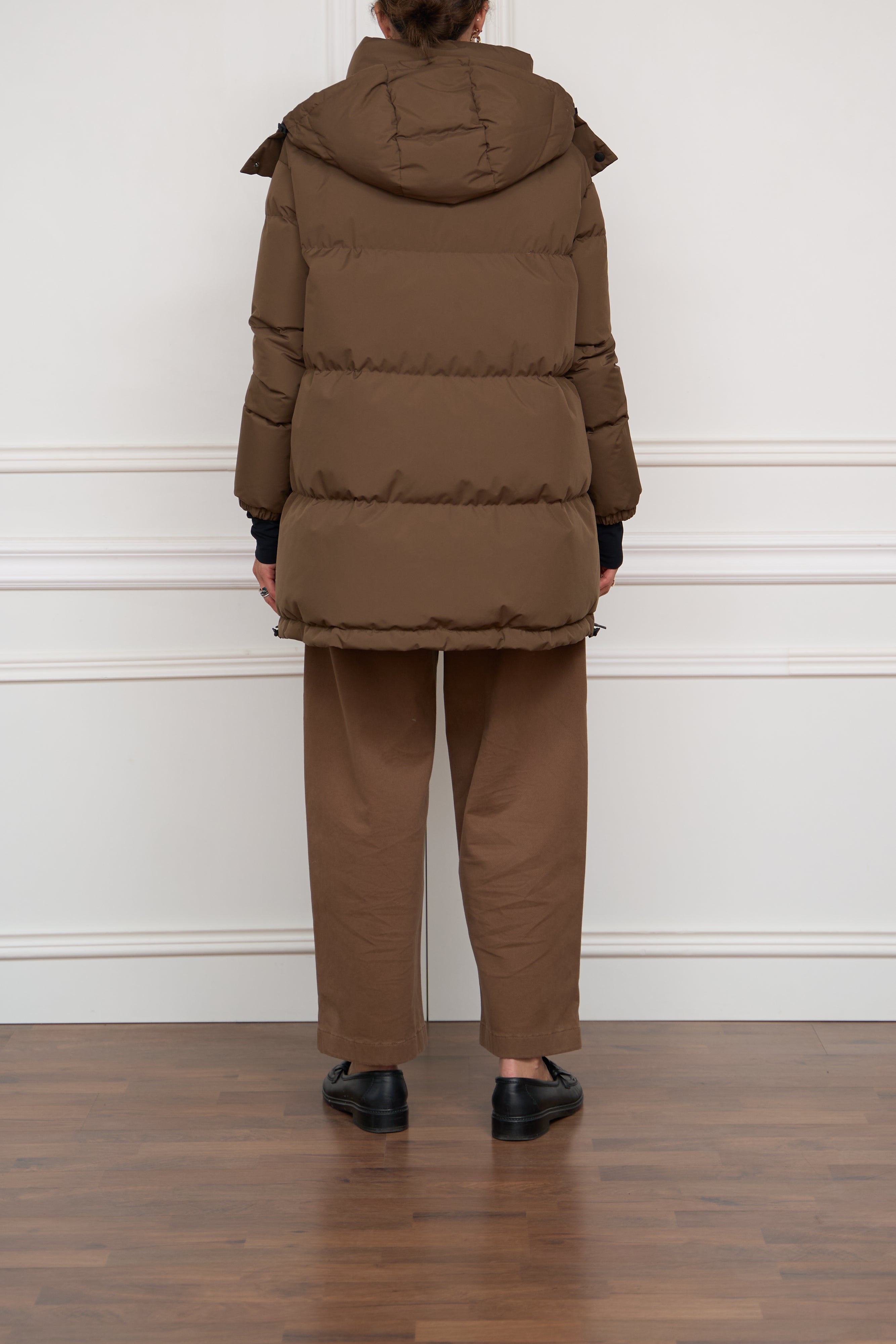 Short down jacket in blue/white