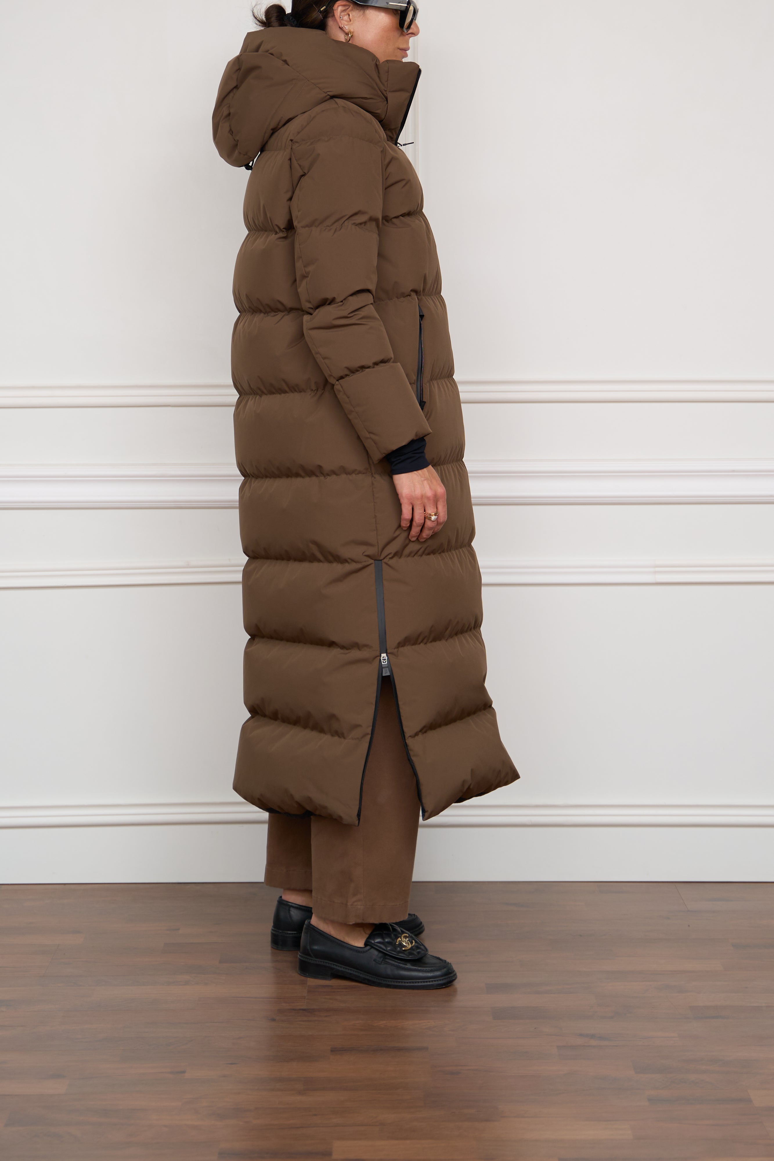 Short down jacket in blue/white