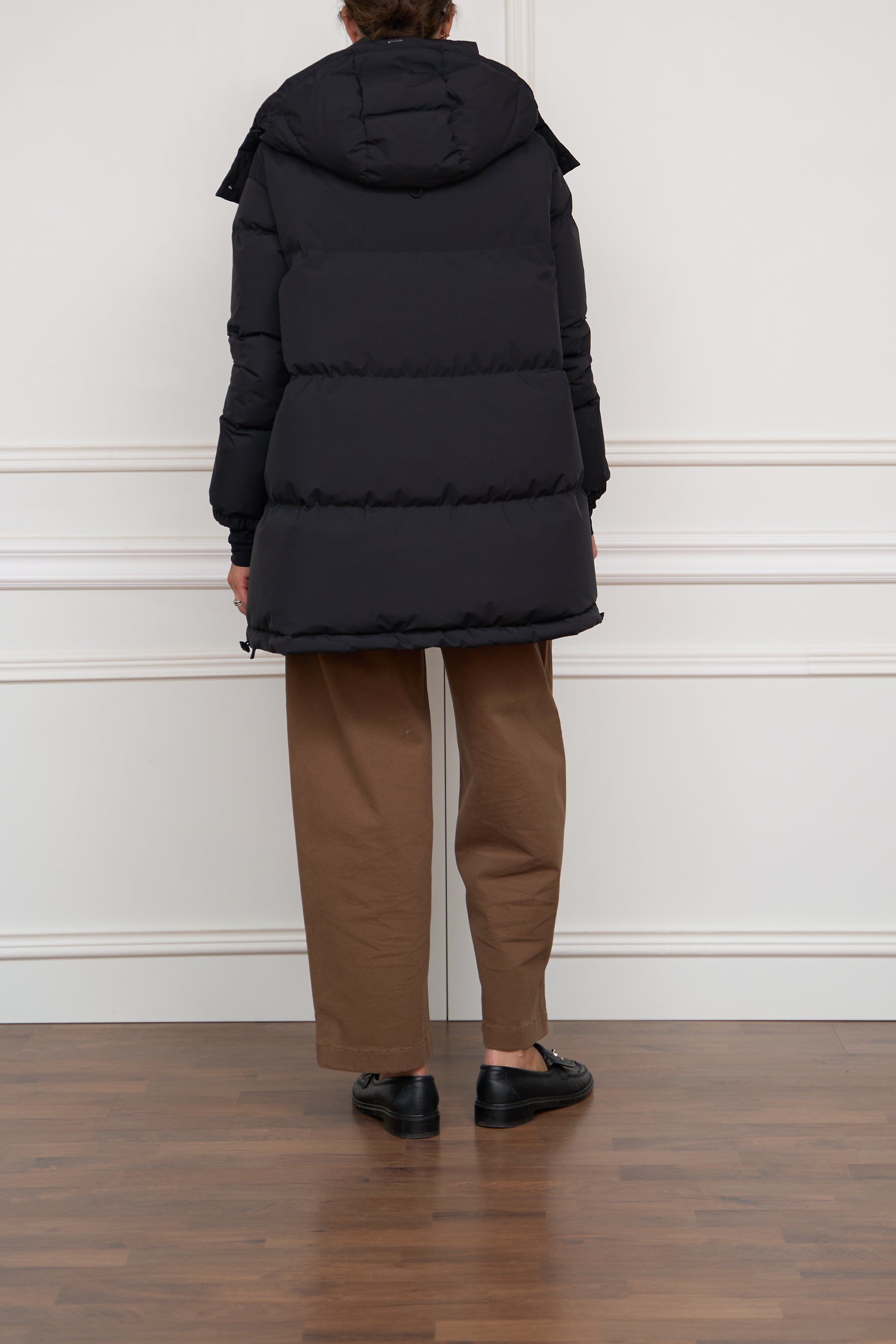 Short down jacket in blue/white
