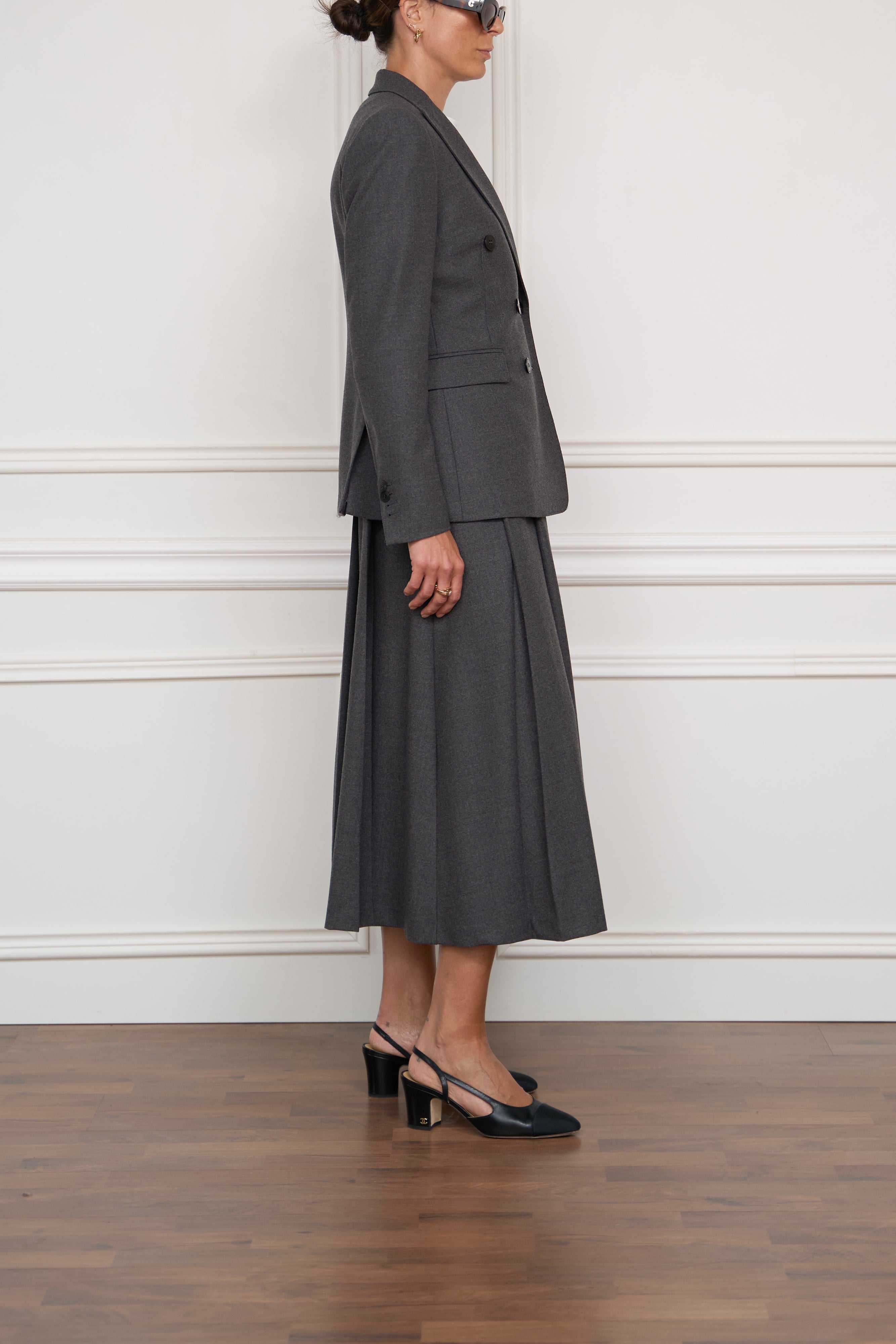 Straight trousers with button details in dark blue