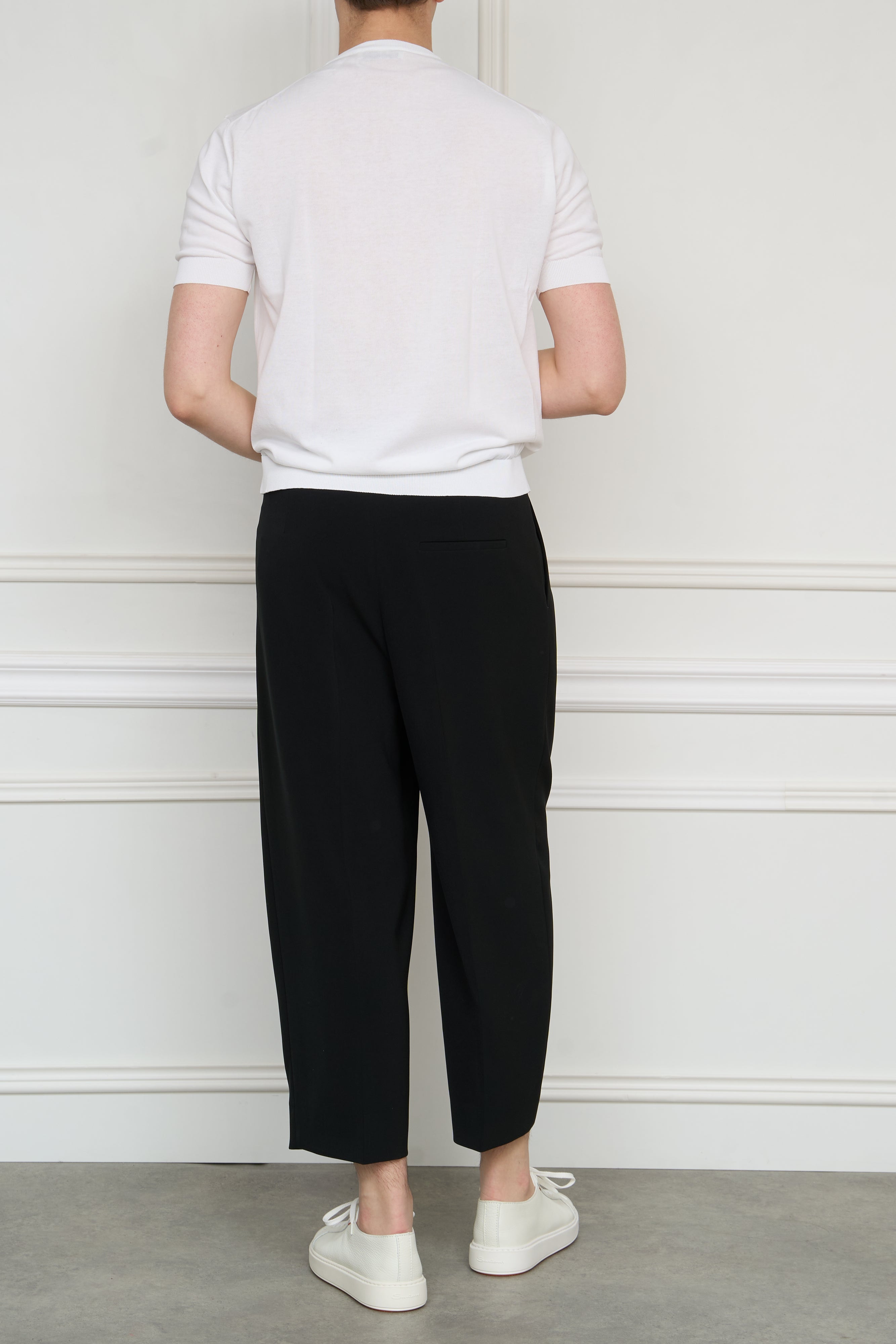 Cropped trousers 'NOA' in black