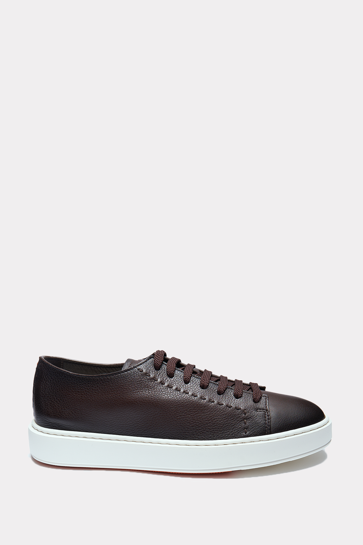 Sneakers in brown