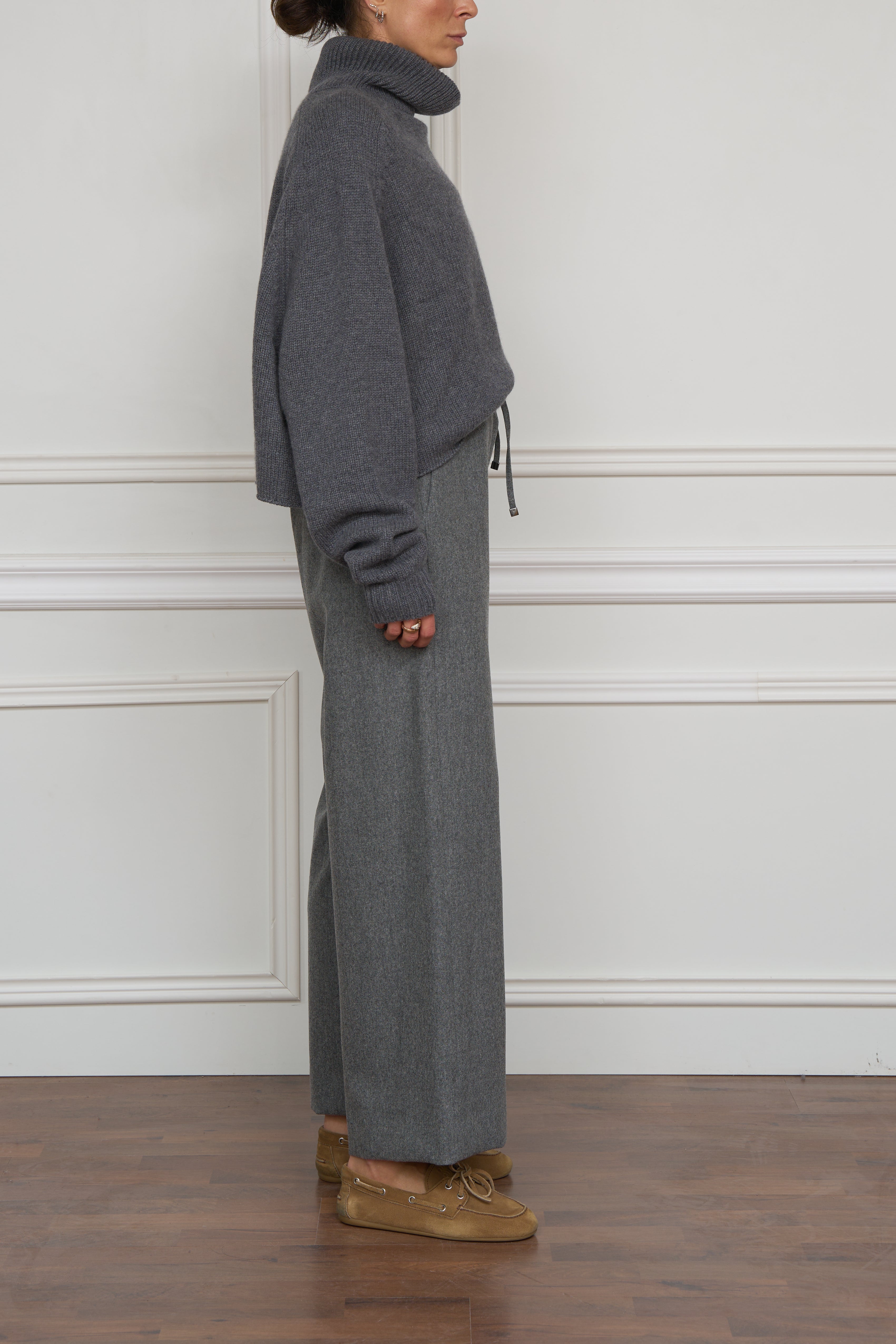 Hose 'Floria' in grau