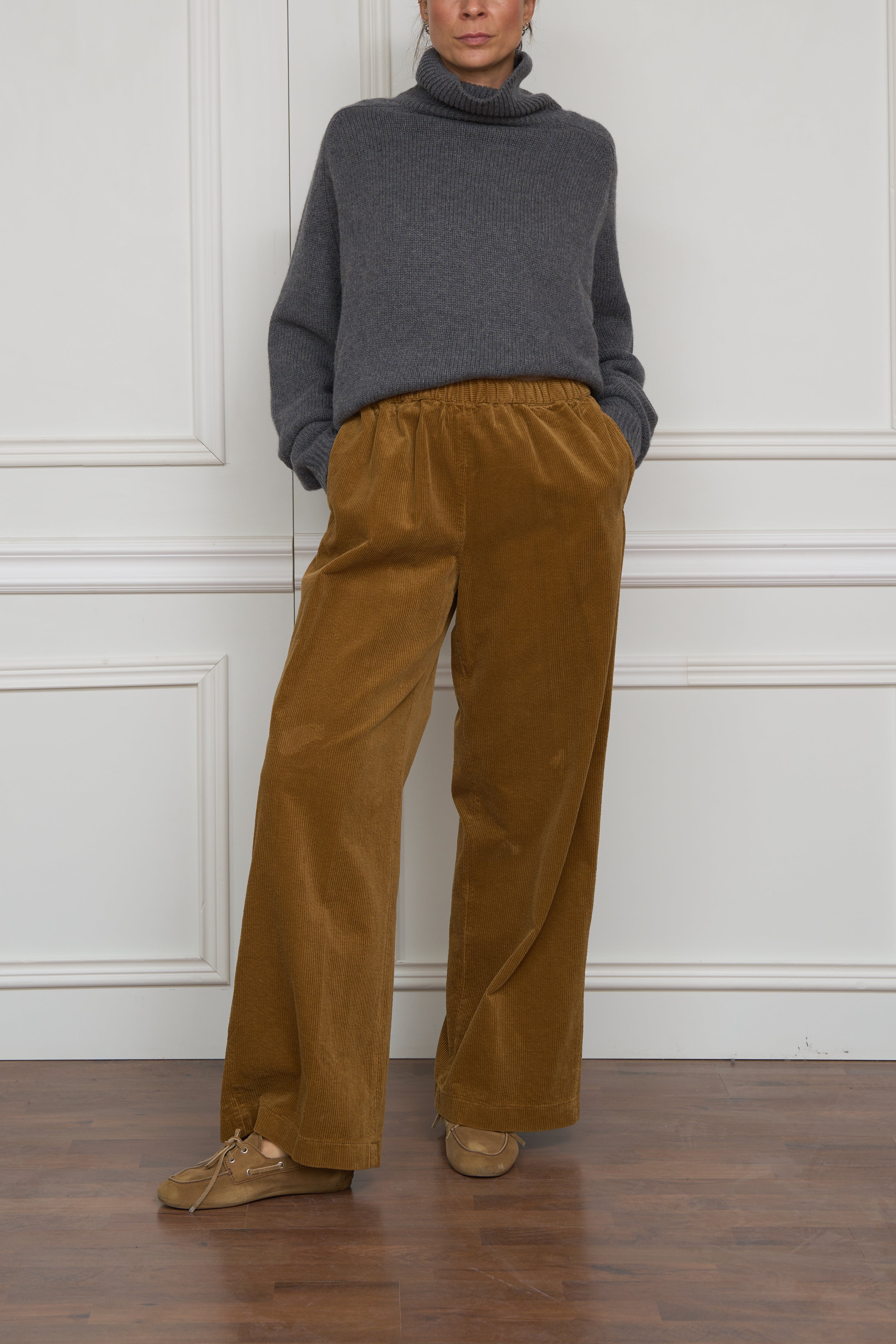 Cordhose in cognac