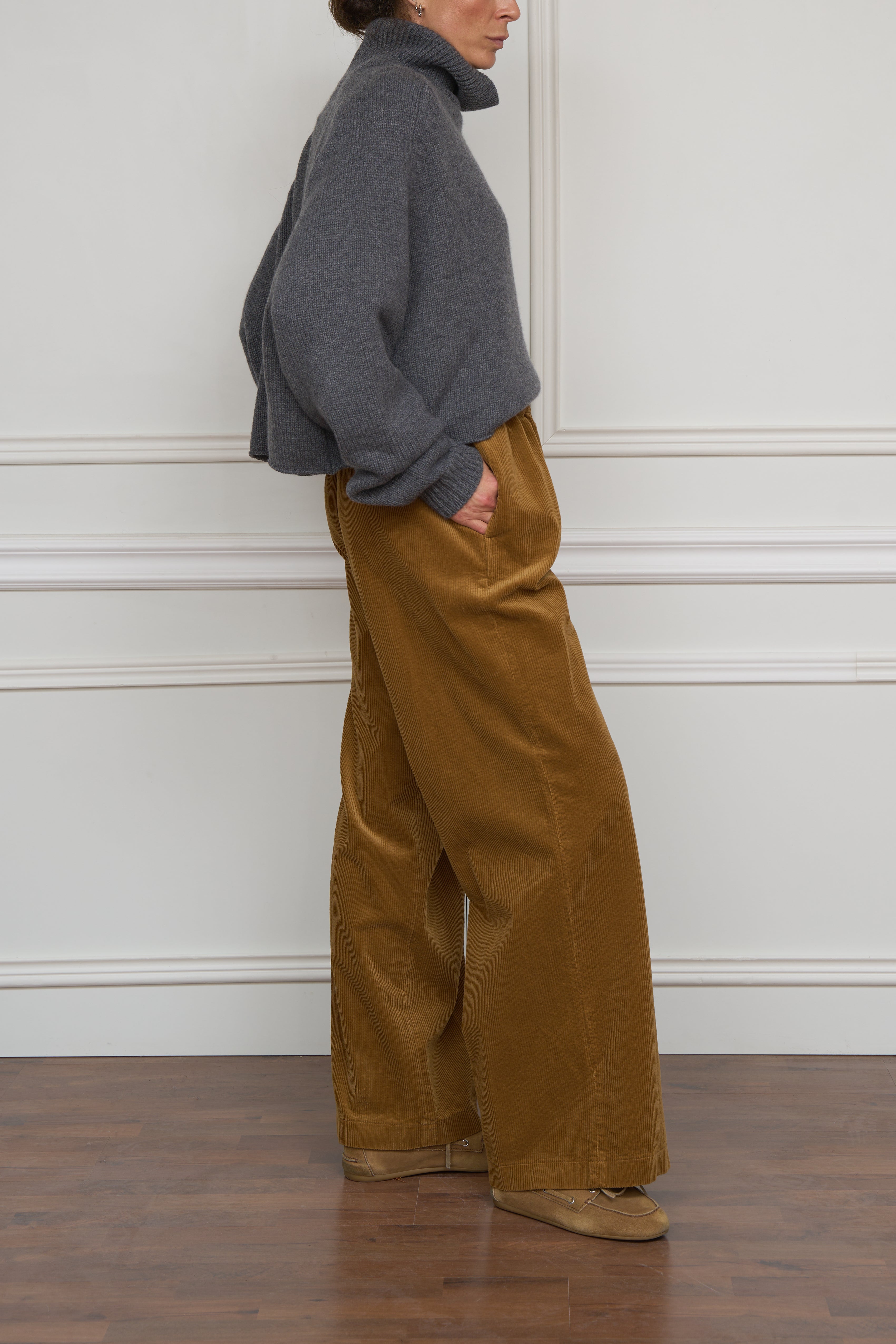Cordhose in cognac