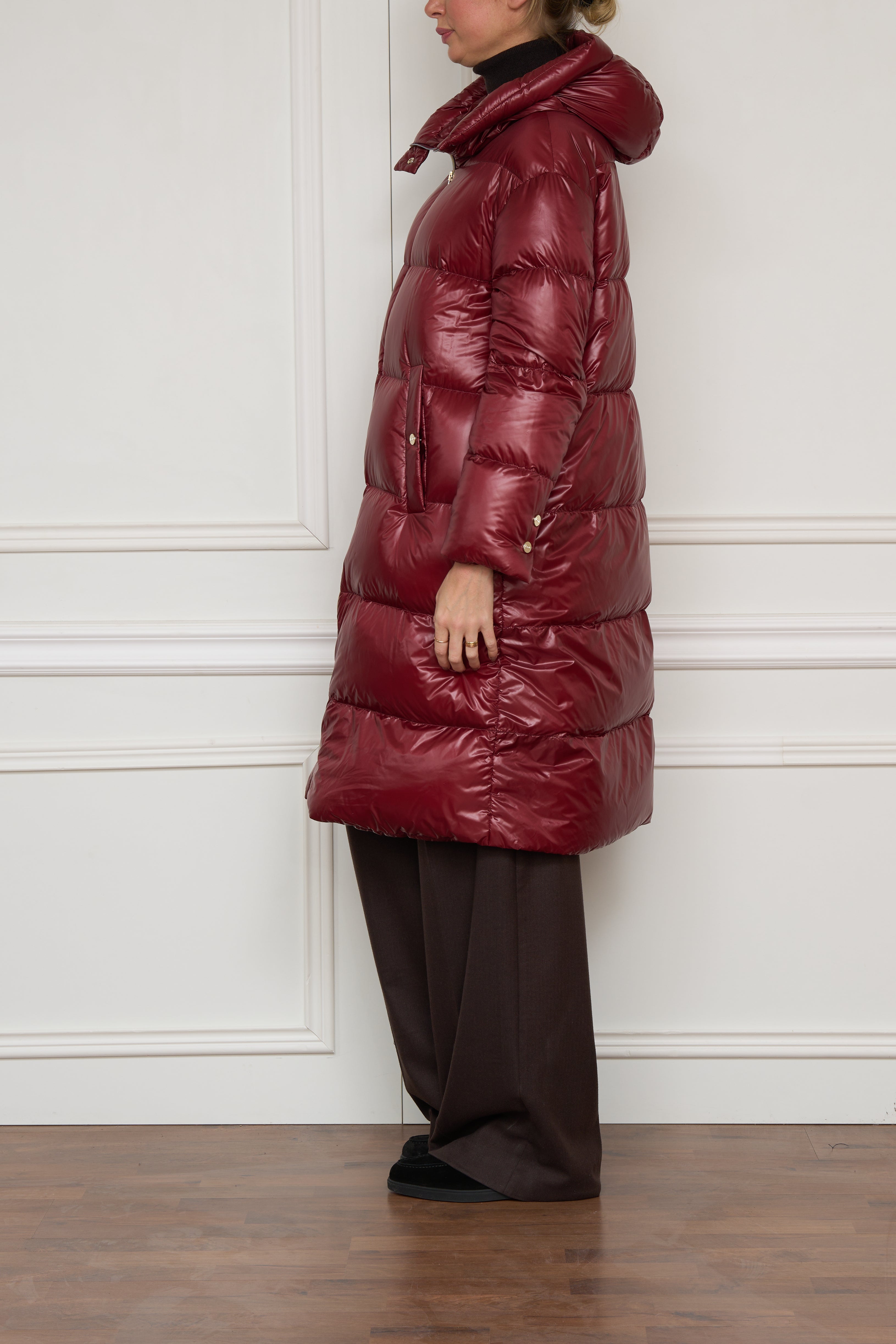 Daunenmantel in rot