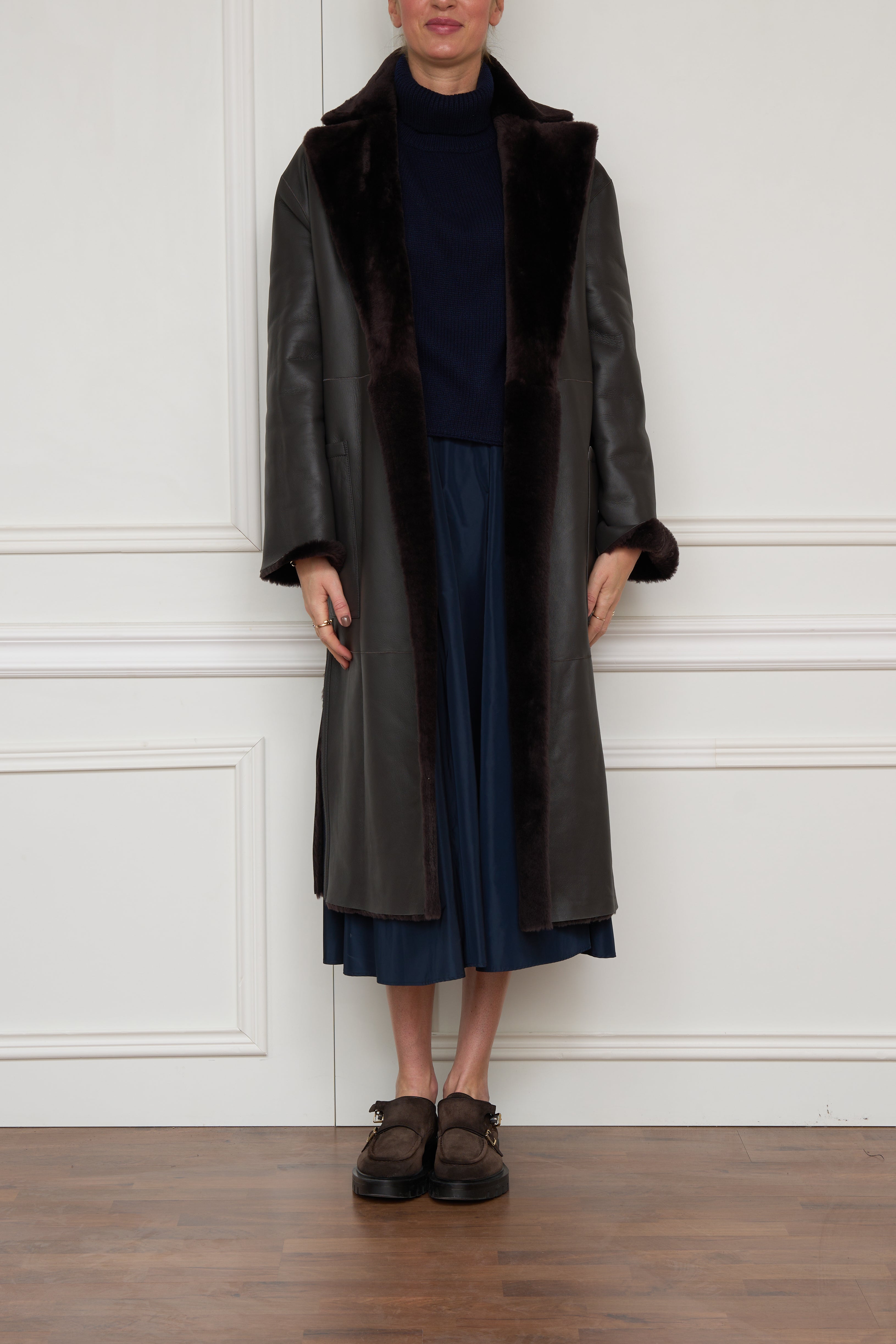 Wendemantel aus Lammfell und Leder