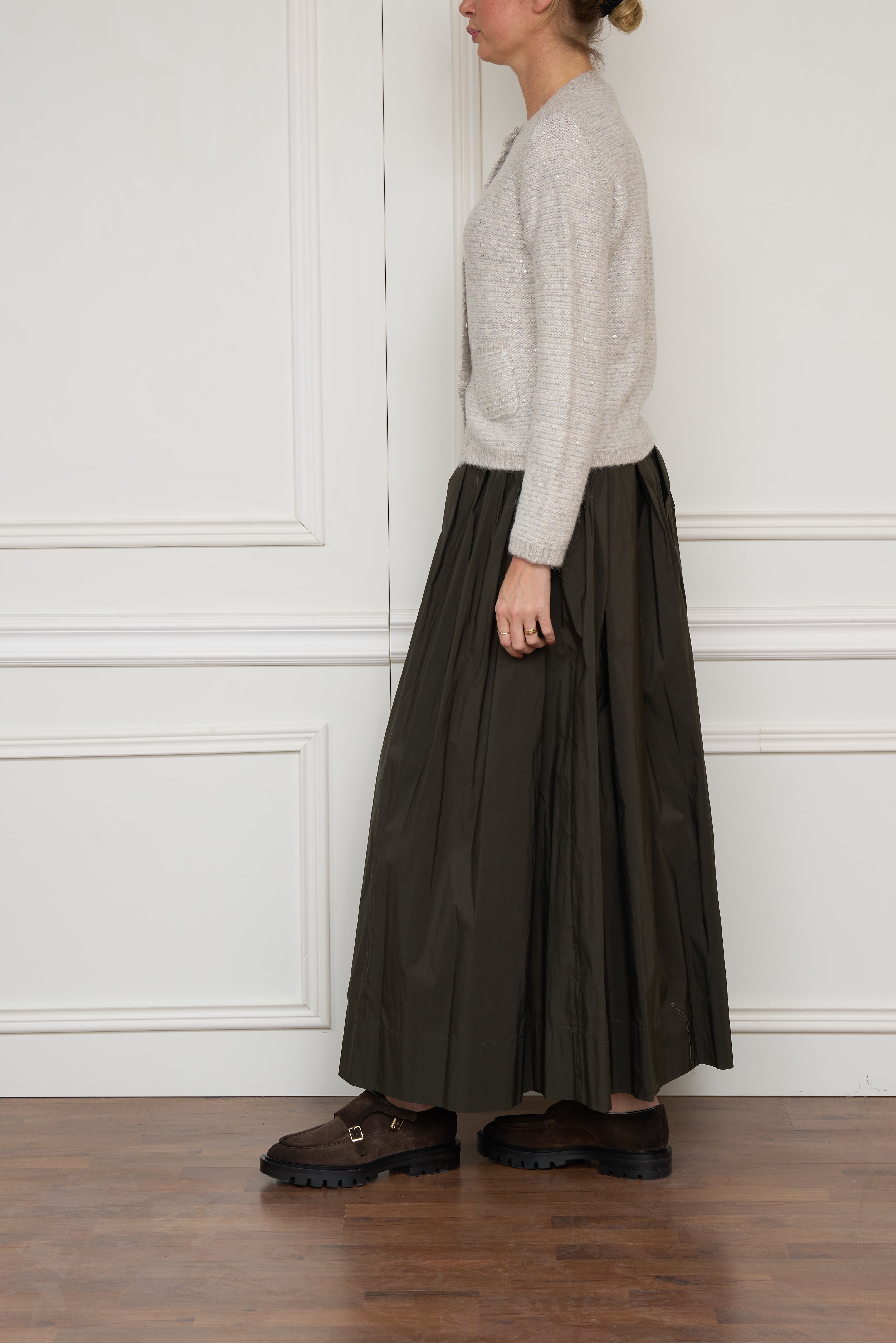 Glitzende Strickjacke in hellgrau