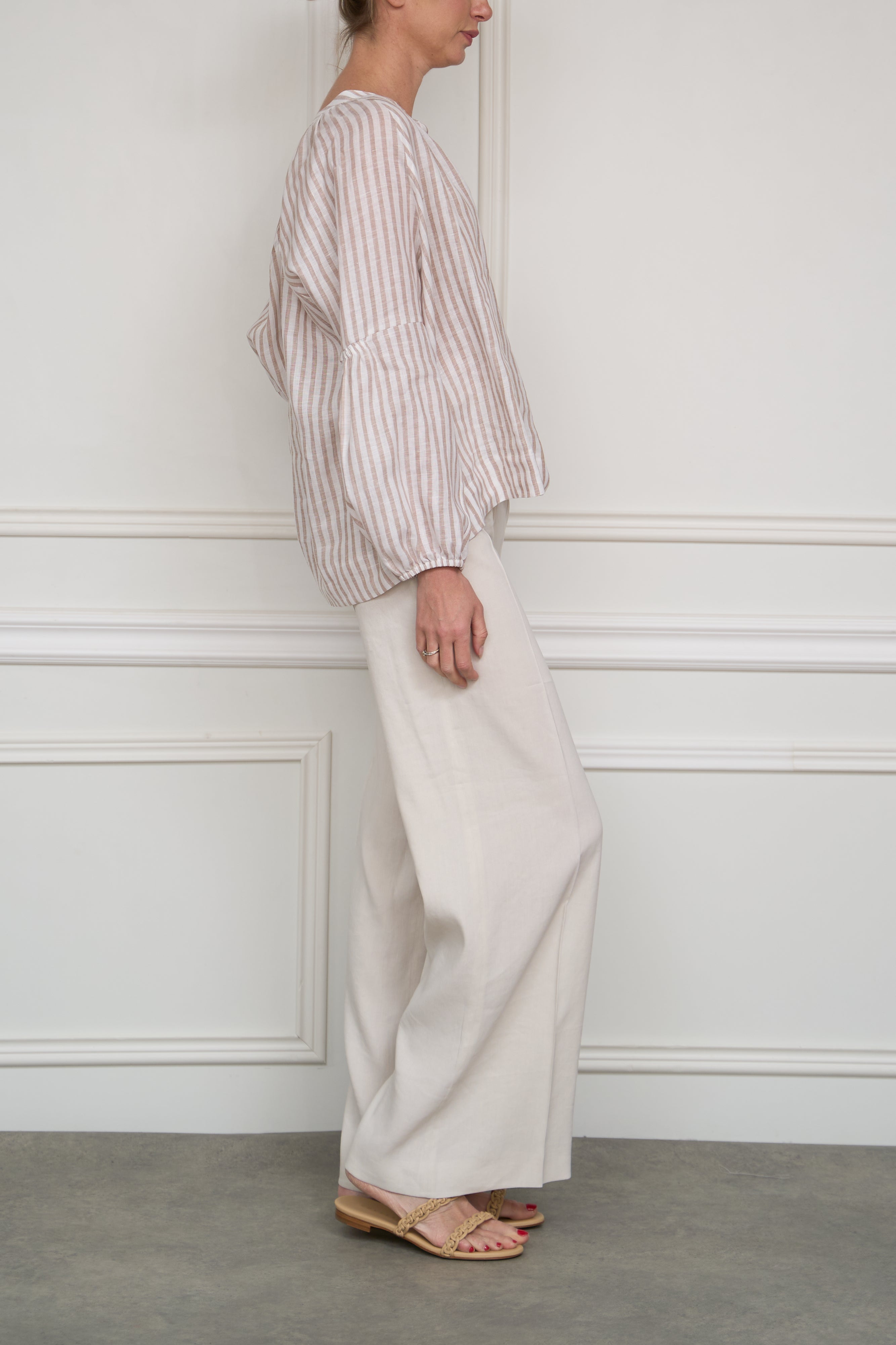 Straight trousers with button details in dark blue