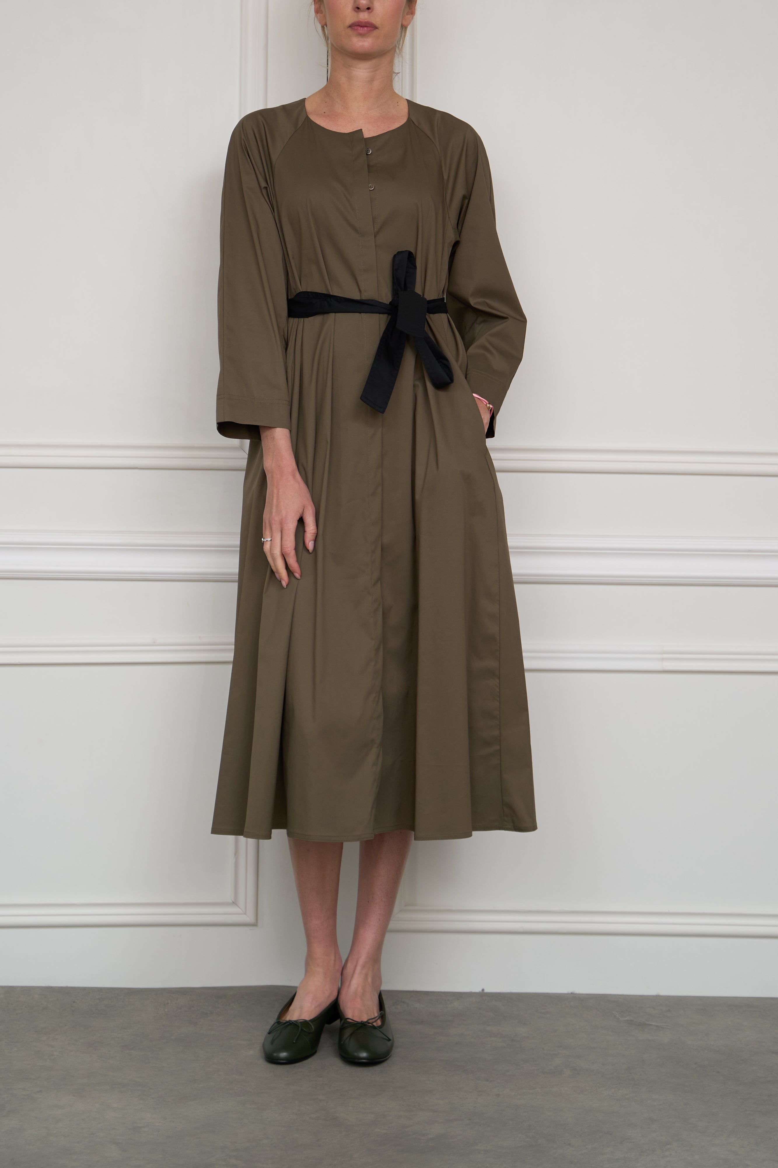 Kleid in olive