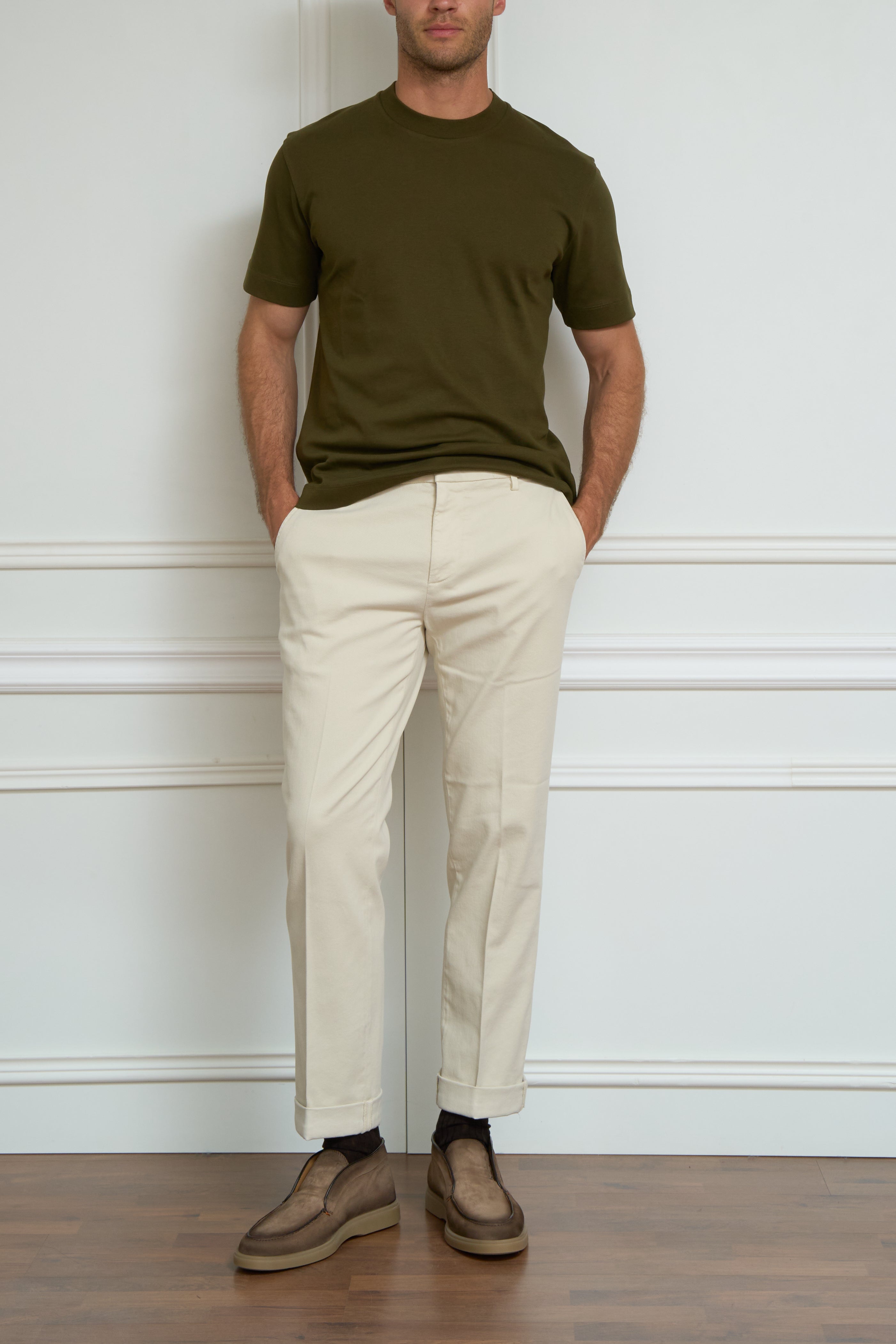 Chino in creme