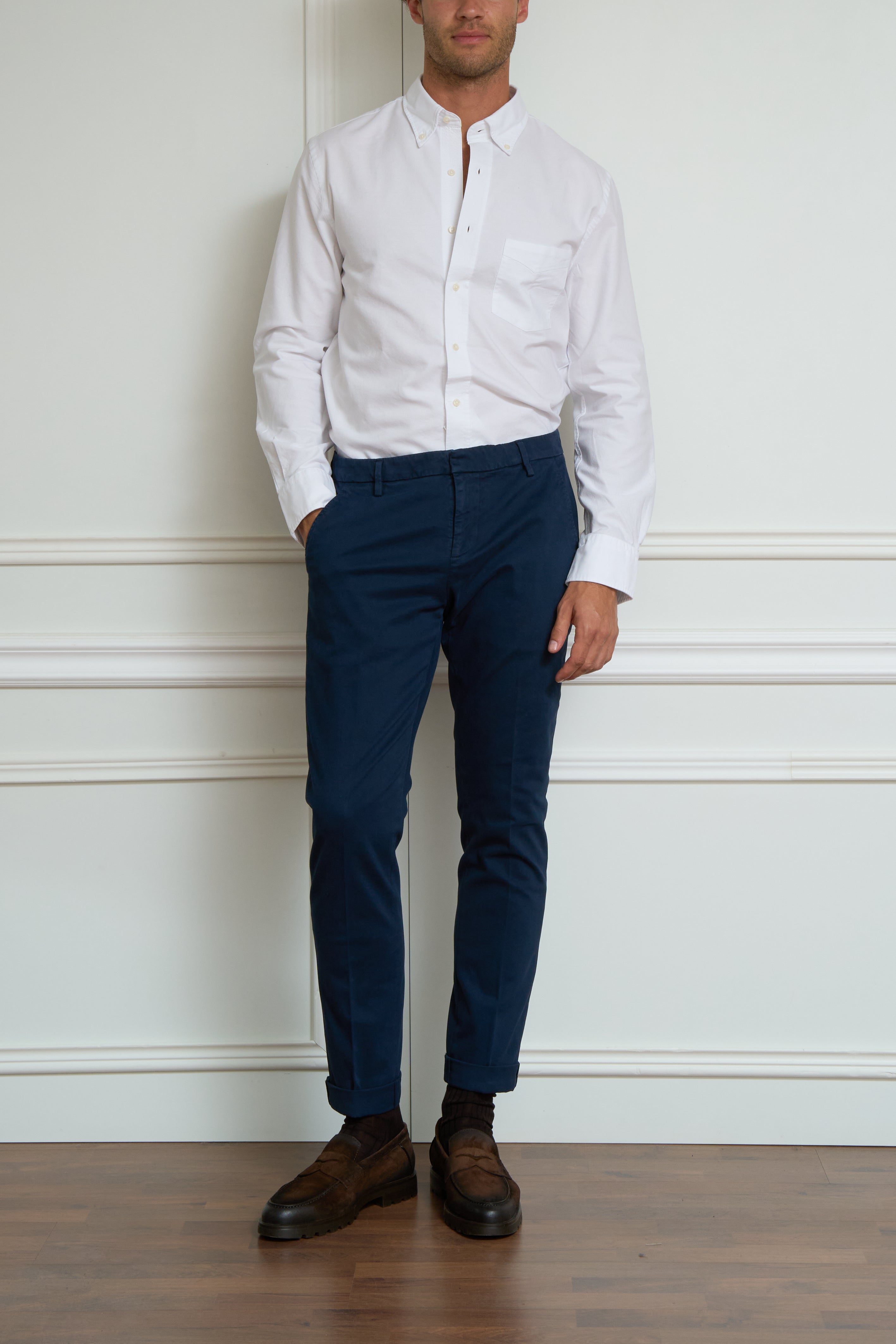 Chino in blau
