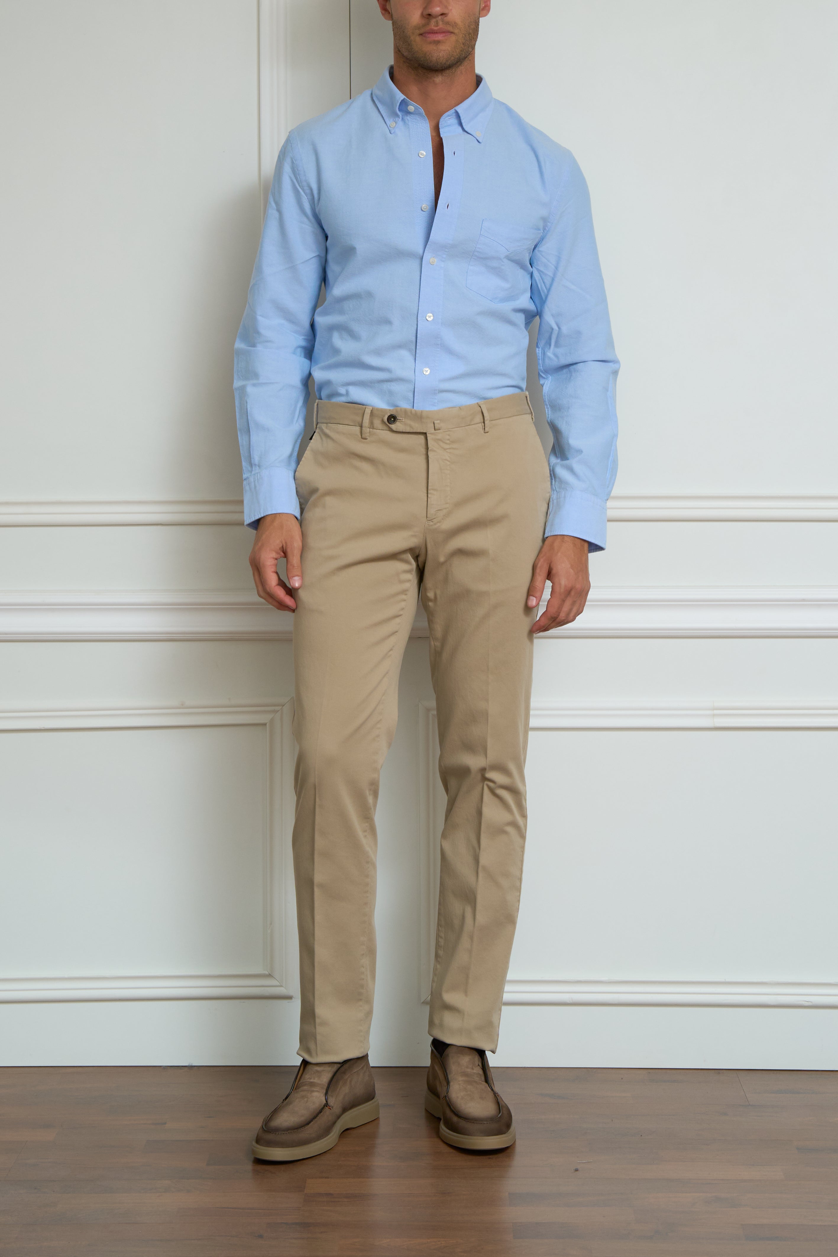 Hose in beige