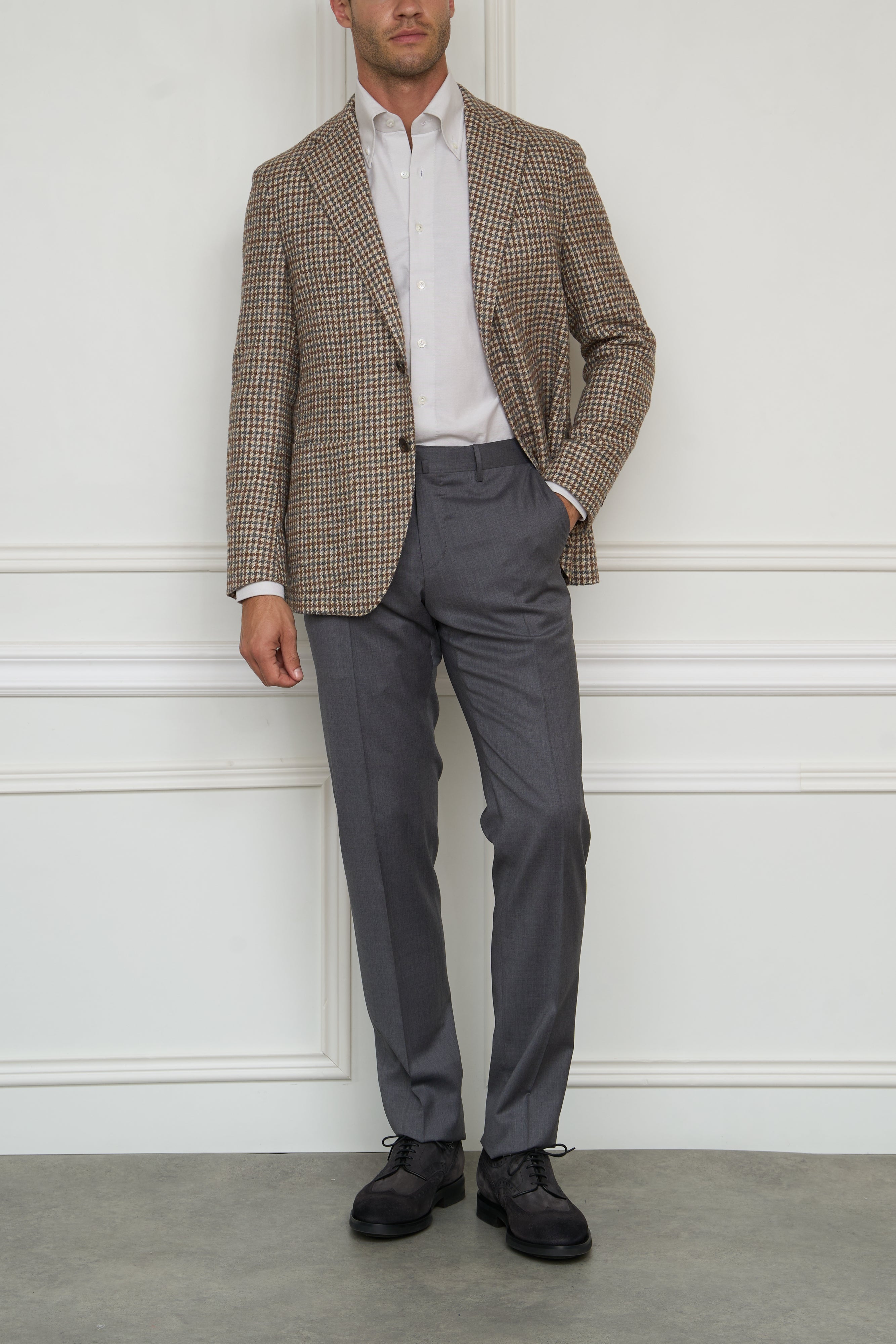Houndstooth blazer in beige-multi