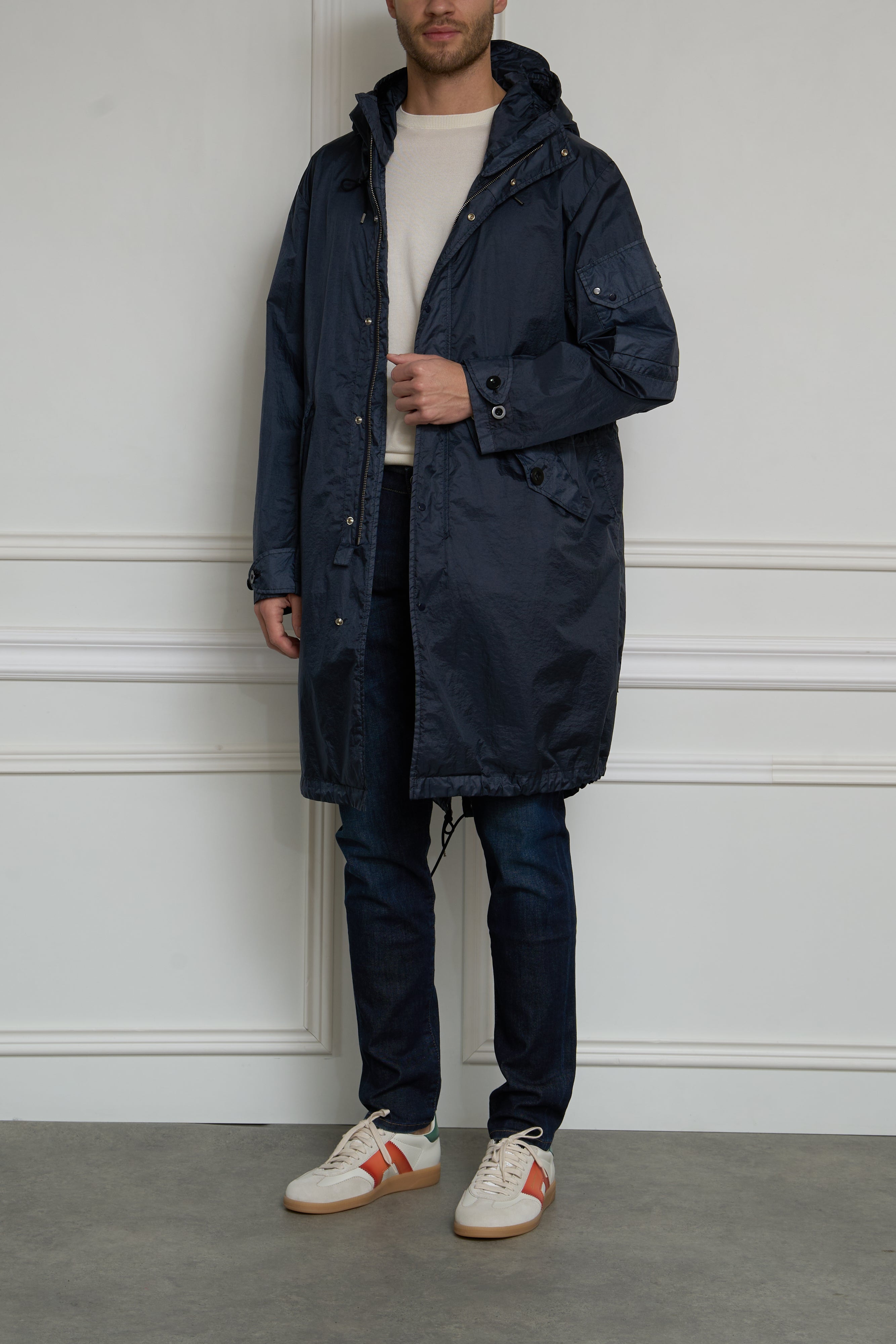Coat in navy