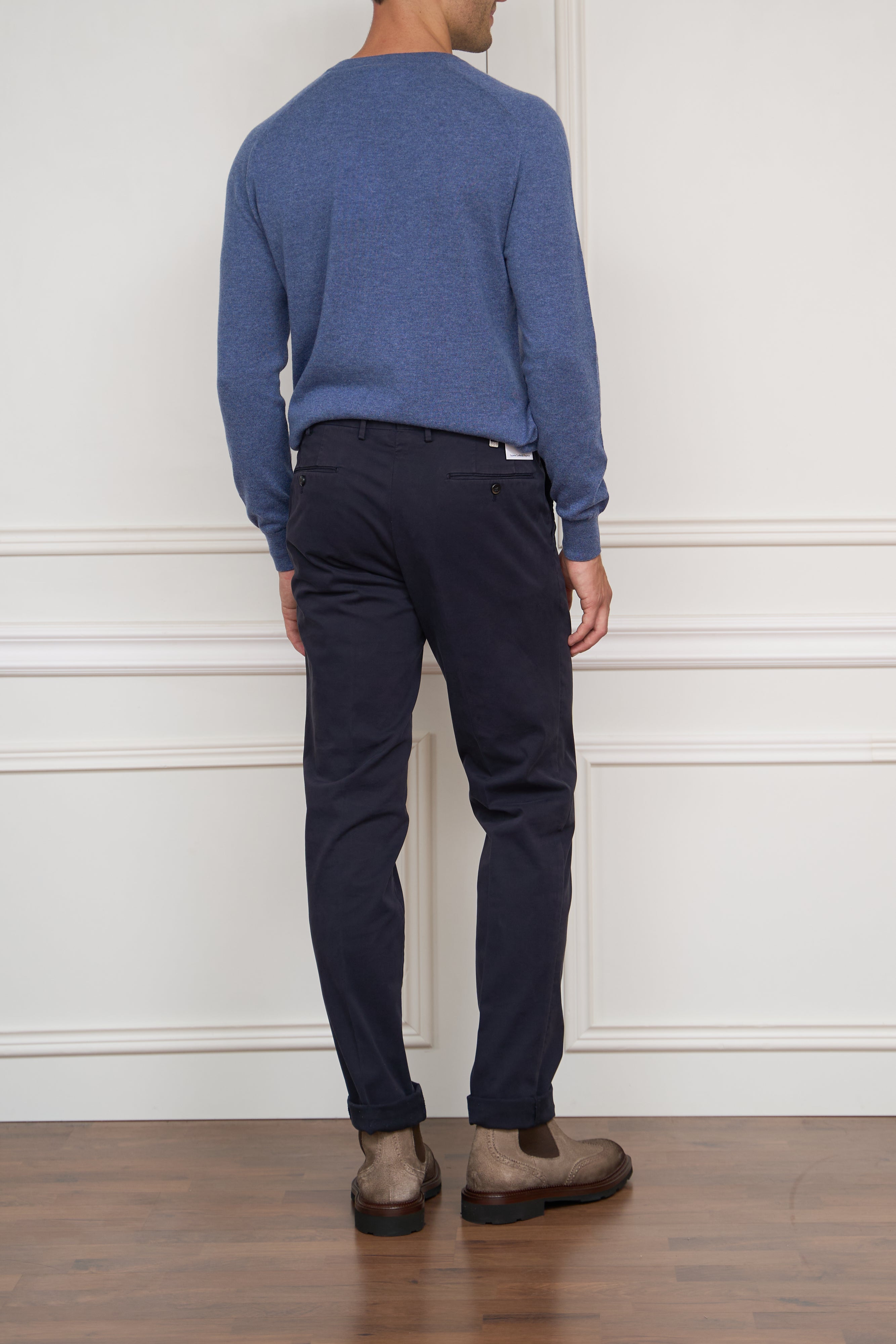 Chino in navy