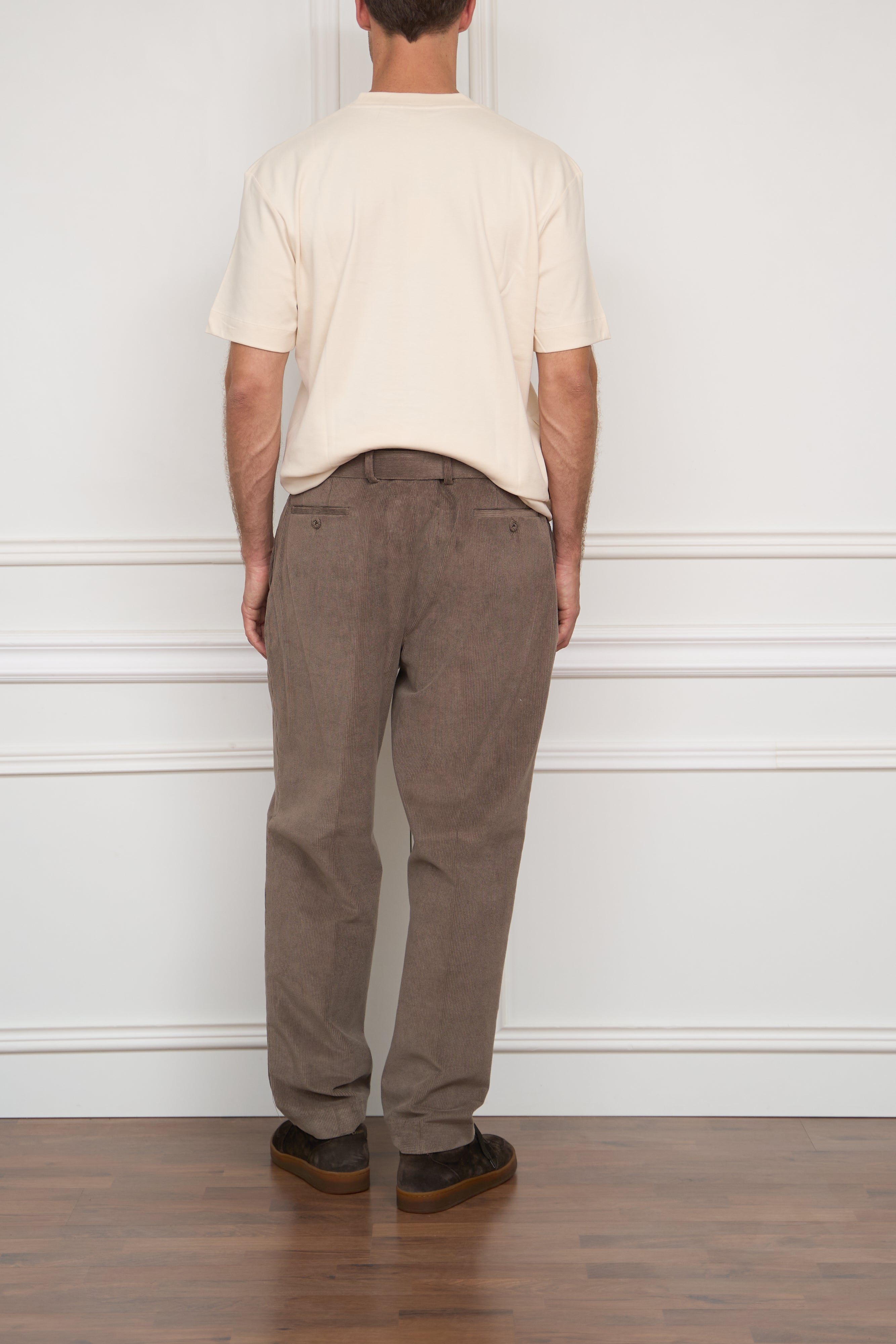Corduroy trousers in brown